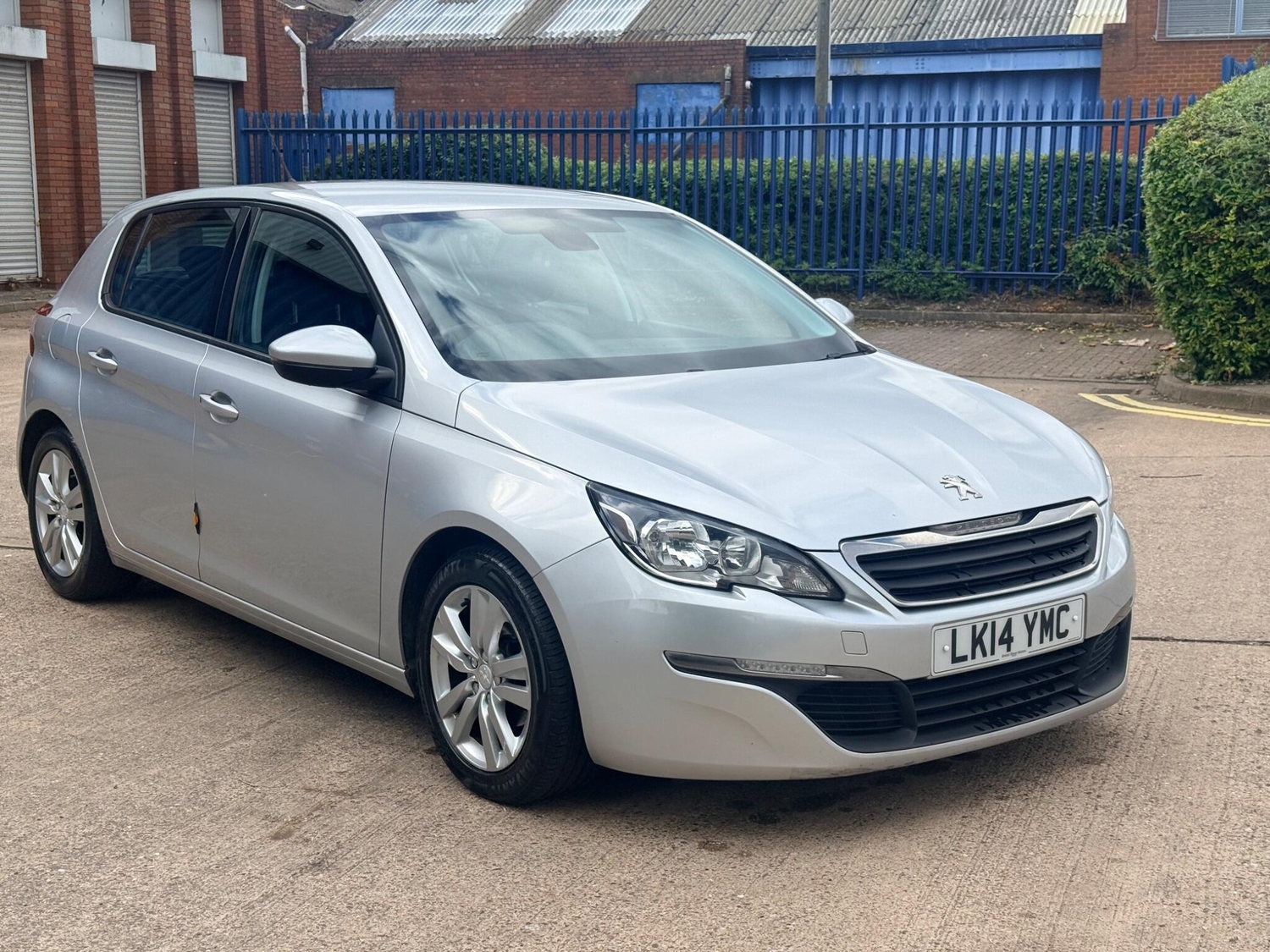 Peugeot 308 2014 - Cars