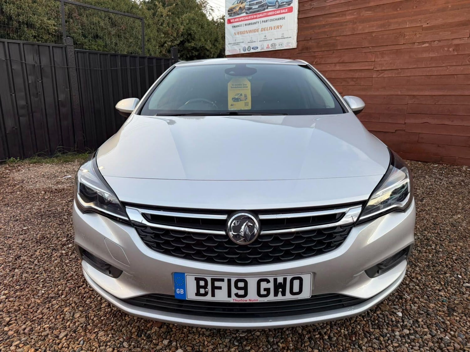 [ berth ]Vauxhall Astra