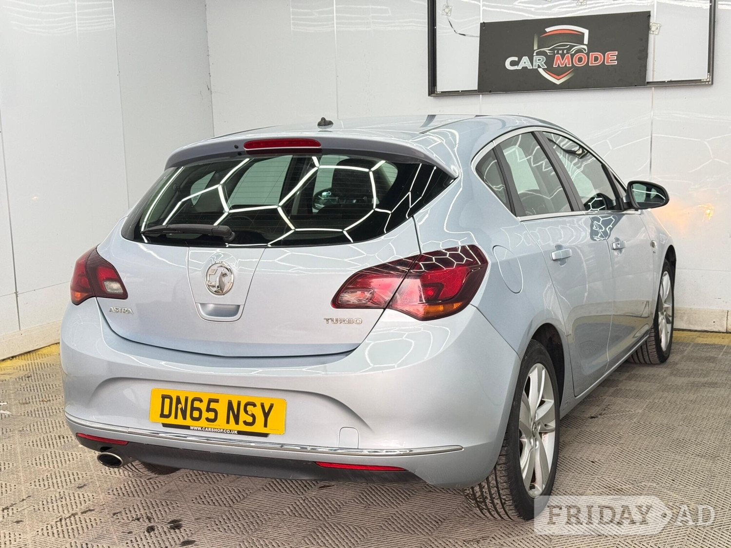 Vauxhall Astra 2015 - Cars in Hillingdon