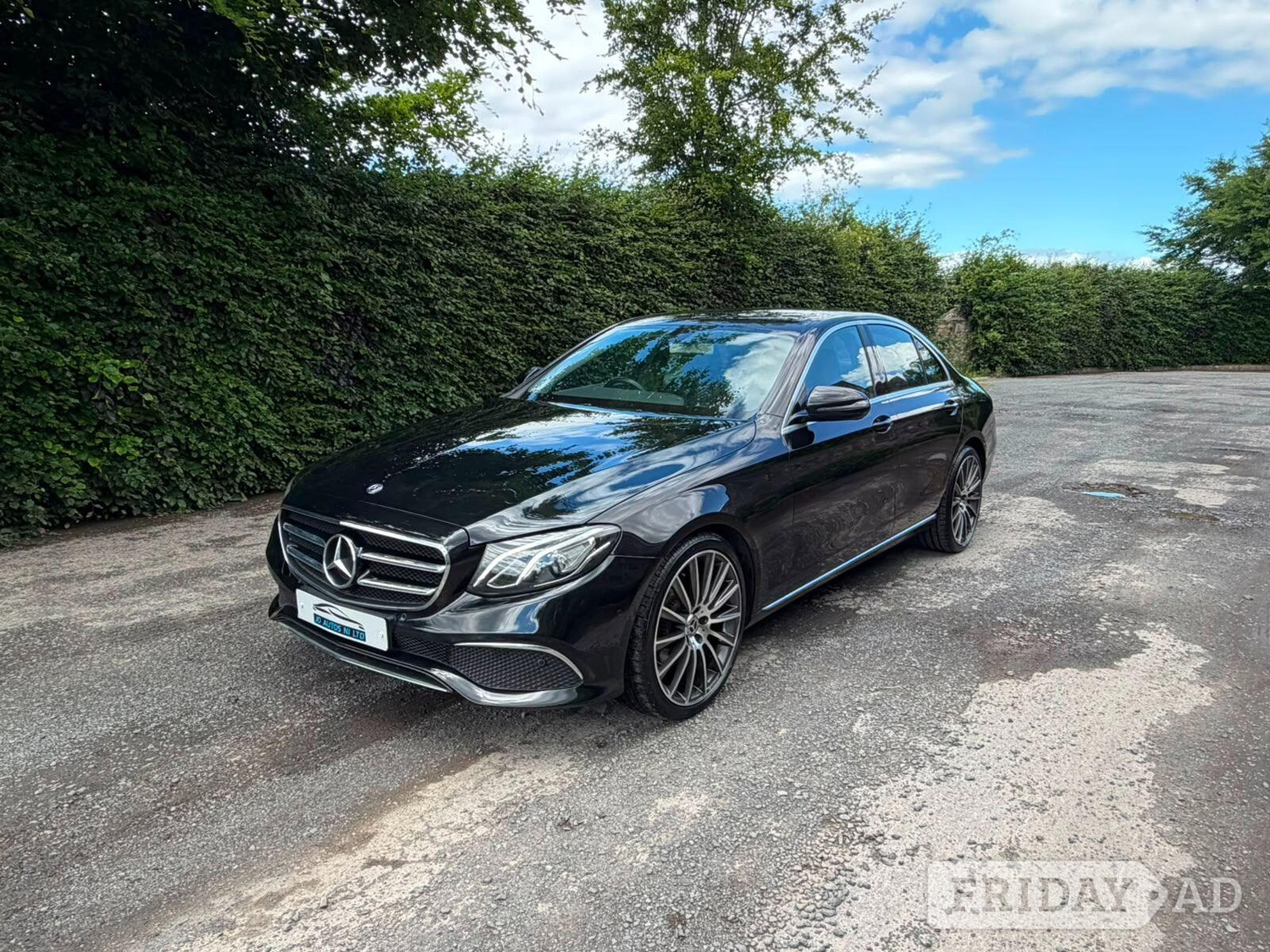 [ berth ]Mercedes-Benz E Class
