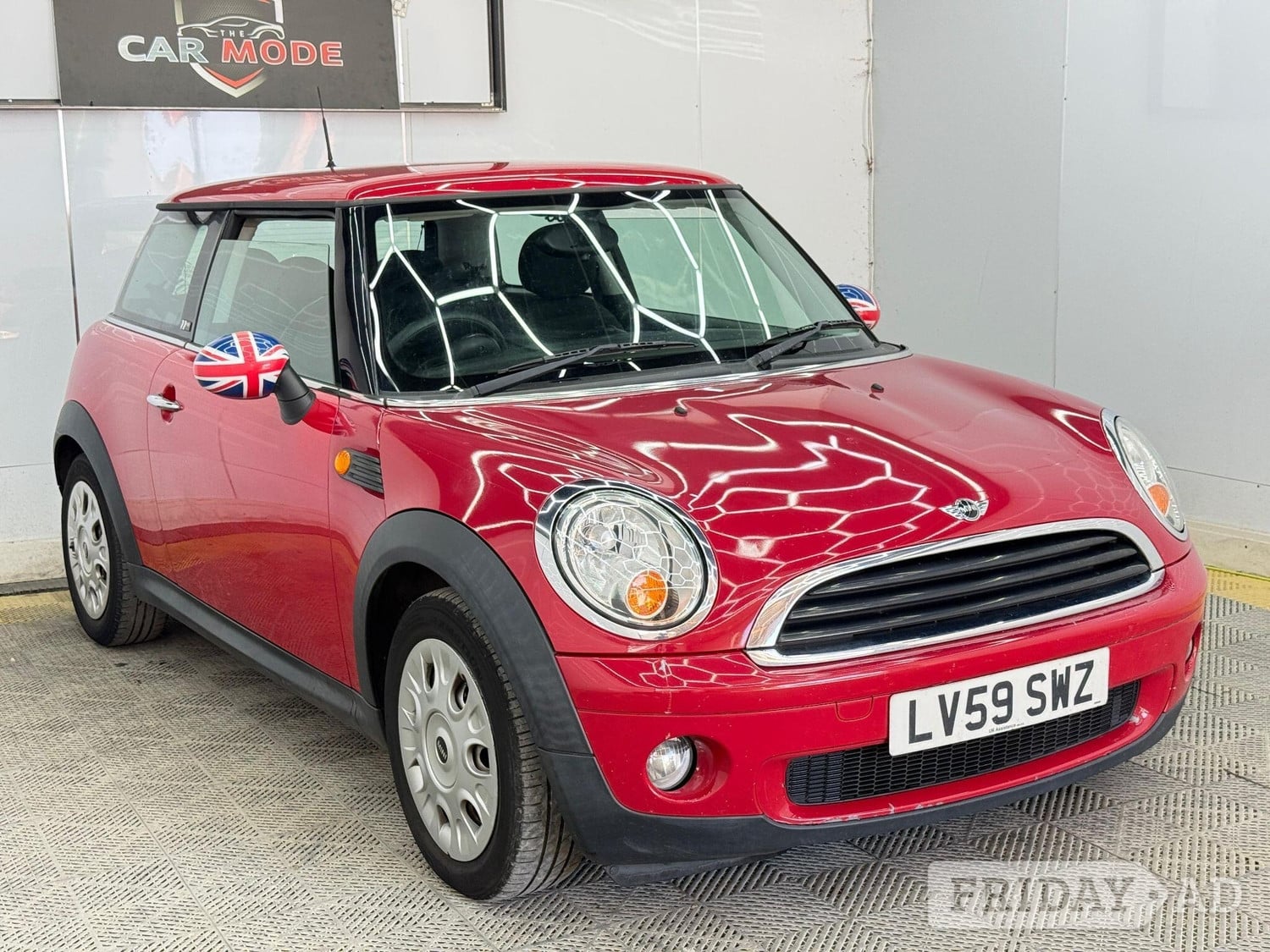 Mini Hatch 2009 in Hillingdon