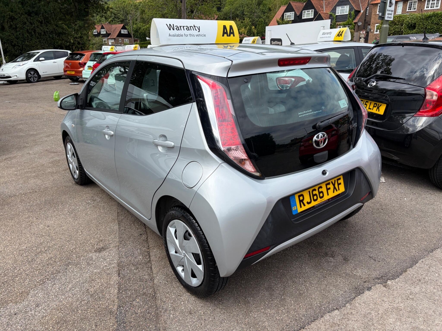 Toyota Aygo 2016 - Cars in Betchworth