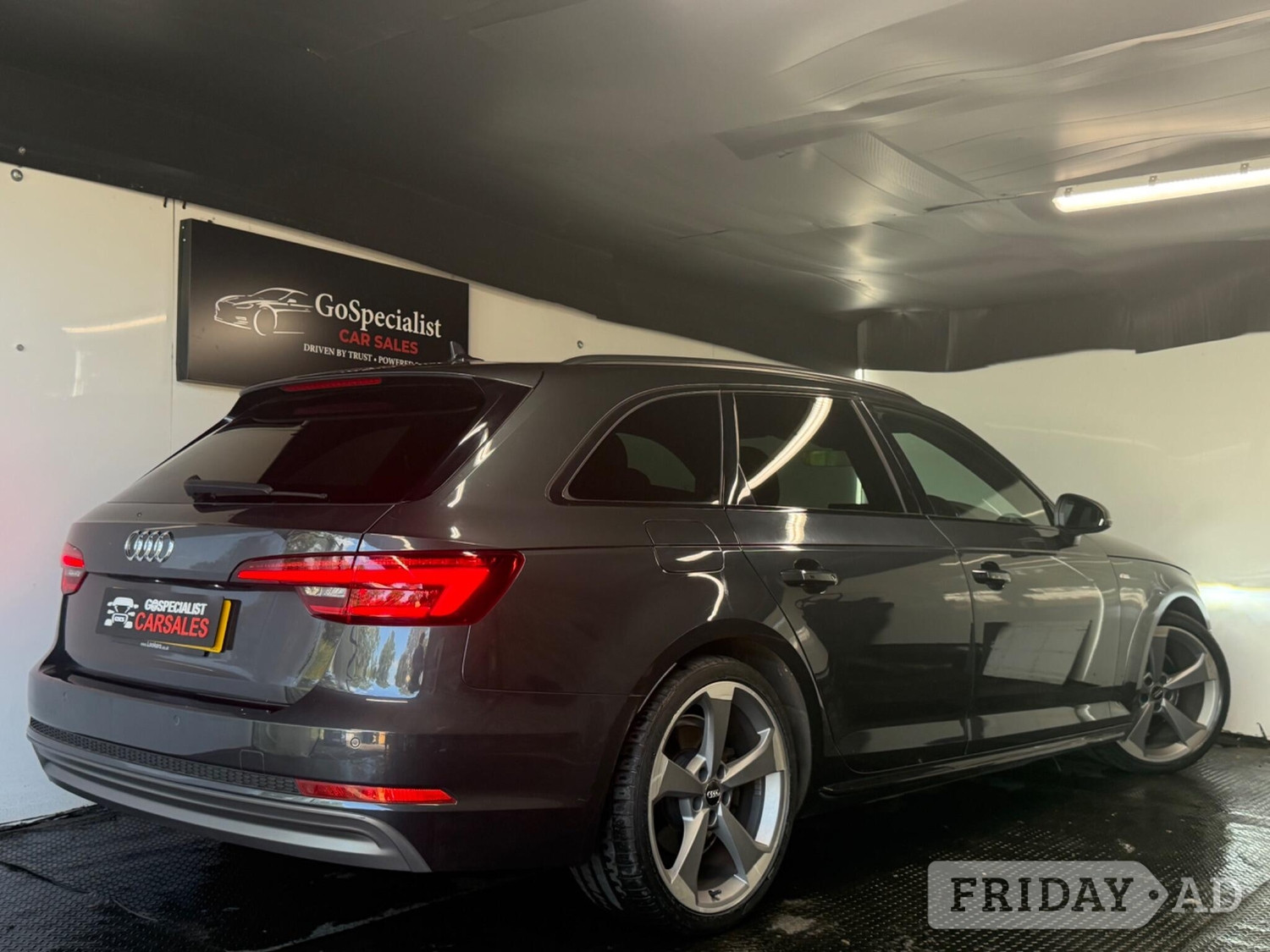 [ berth ]Audi A4 Avant