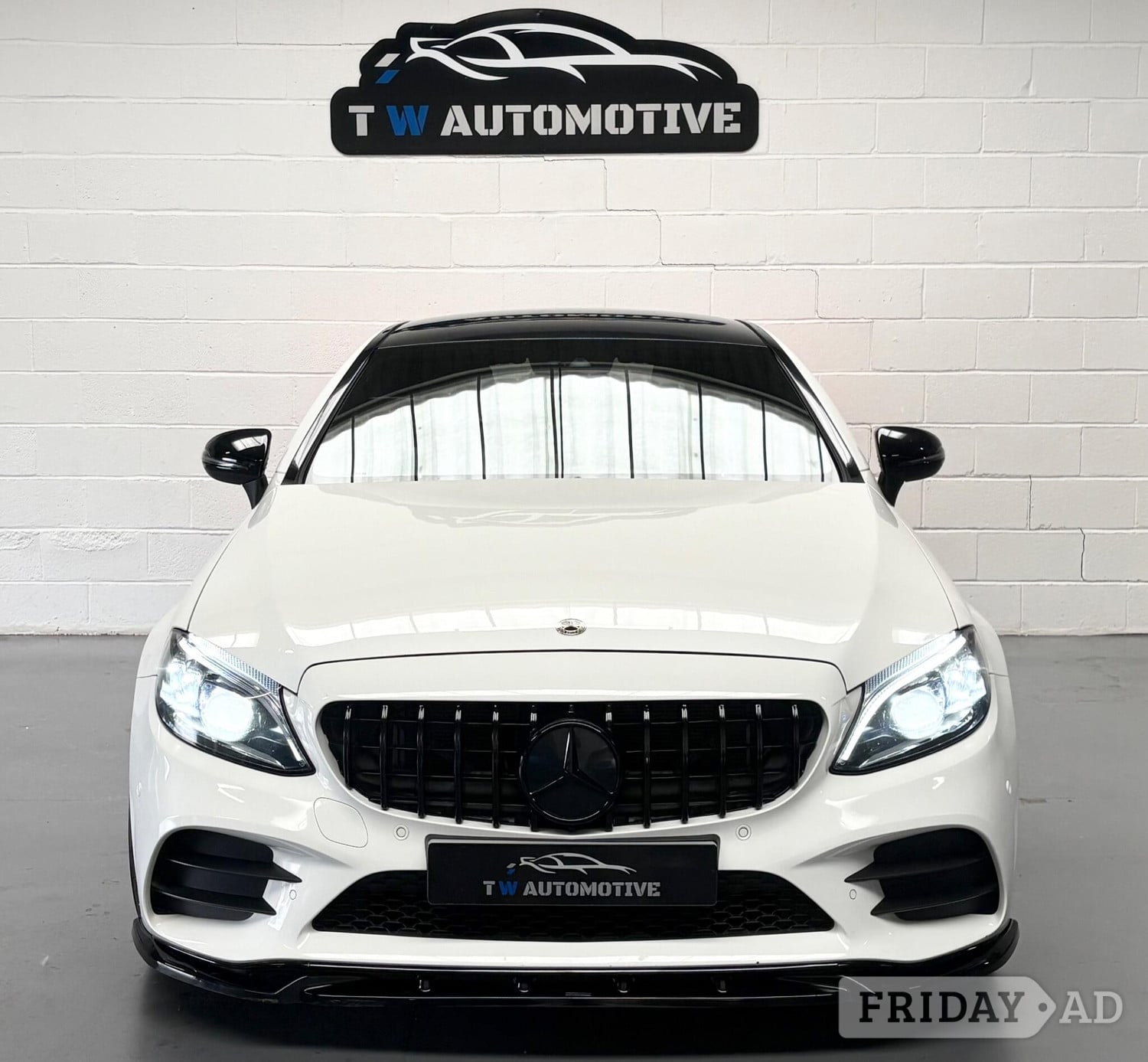 [ berth ]Mercedes-Benz C Class