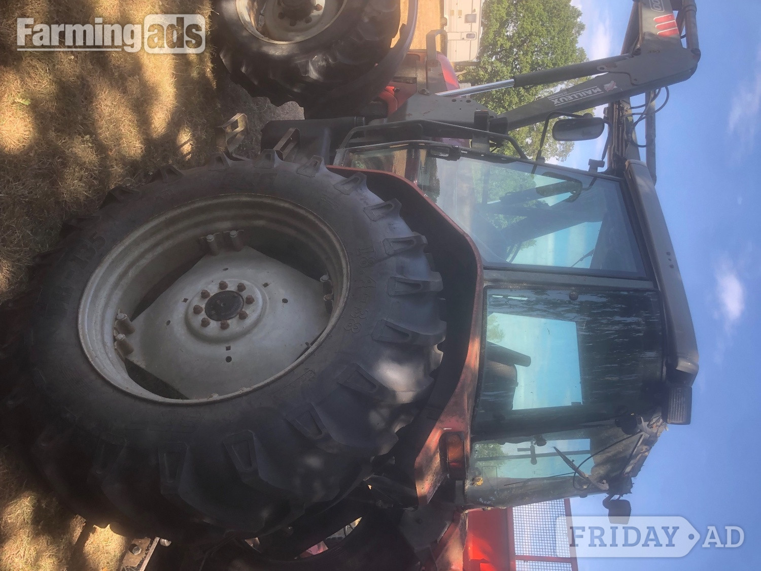 Massey Ferguson 4270 () Tractor in Ashford