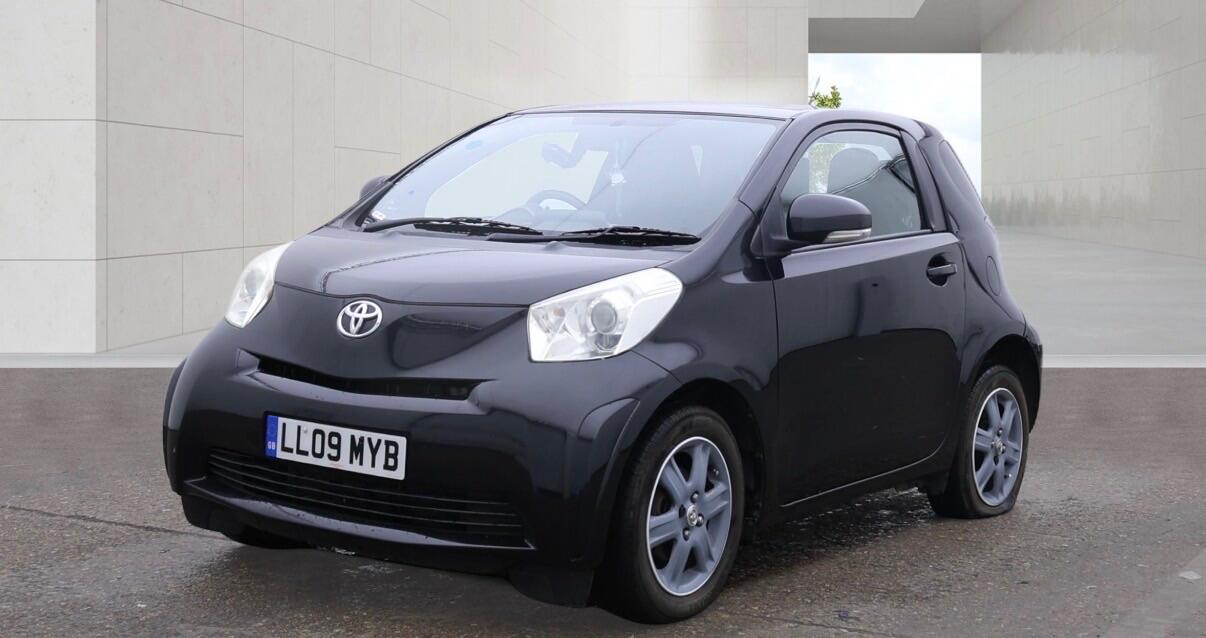 [ berth ]Toyota IQ
