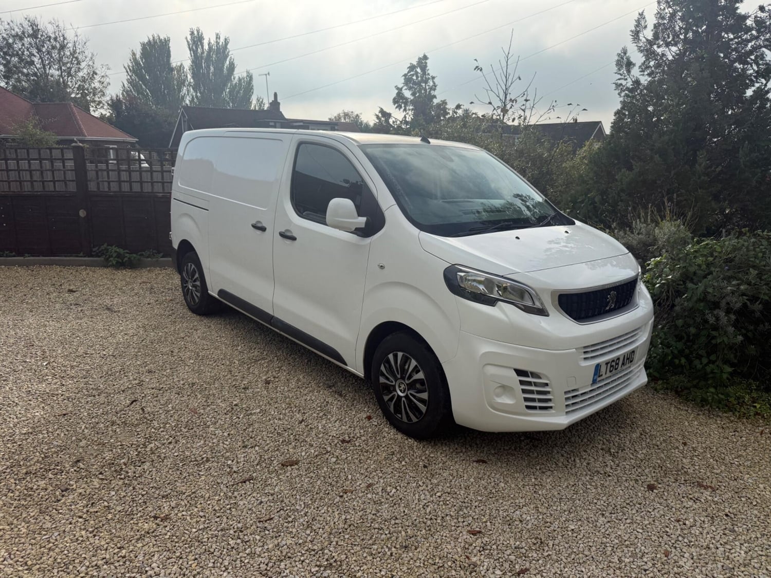 Peugeot Expert 2018 - Vans & Commercial Vehicles in Bourne End