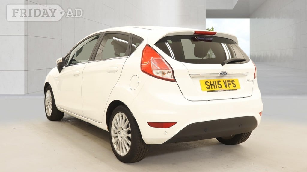 [ berth ]Ford Fiesta