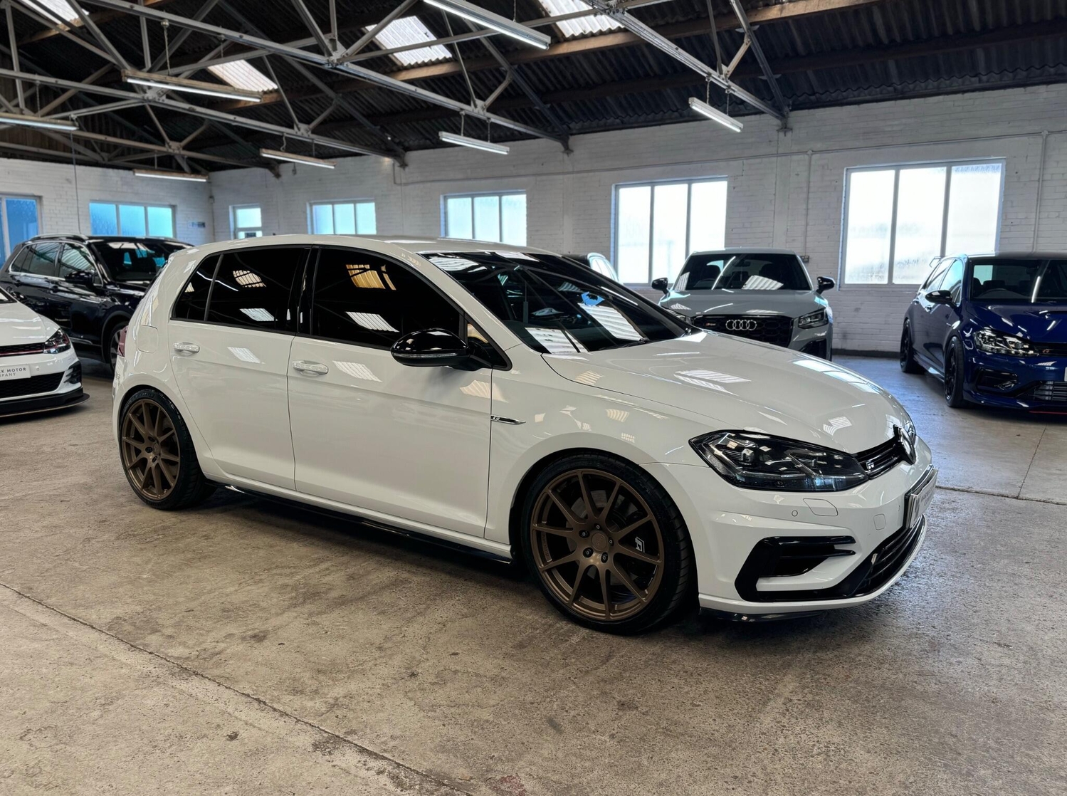 Volkswagen Golf 2017 - Cars in Warwick