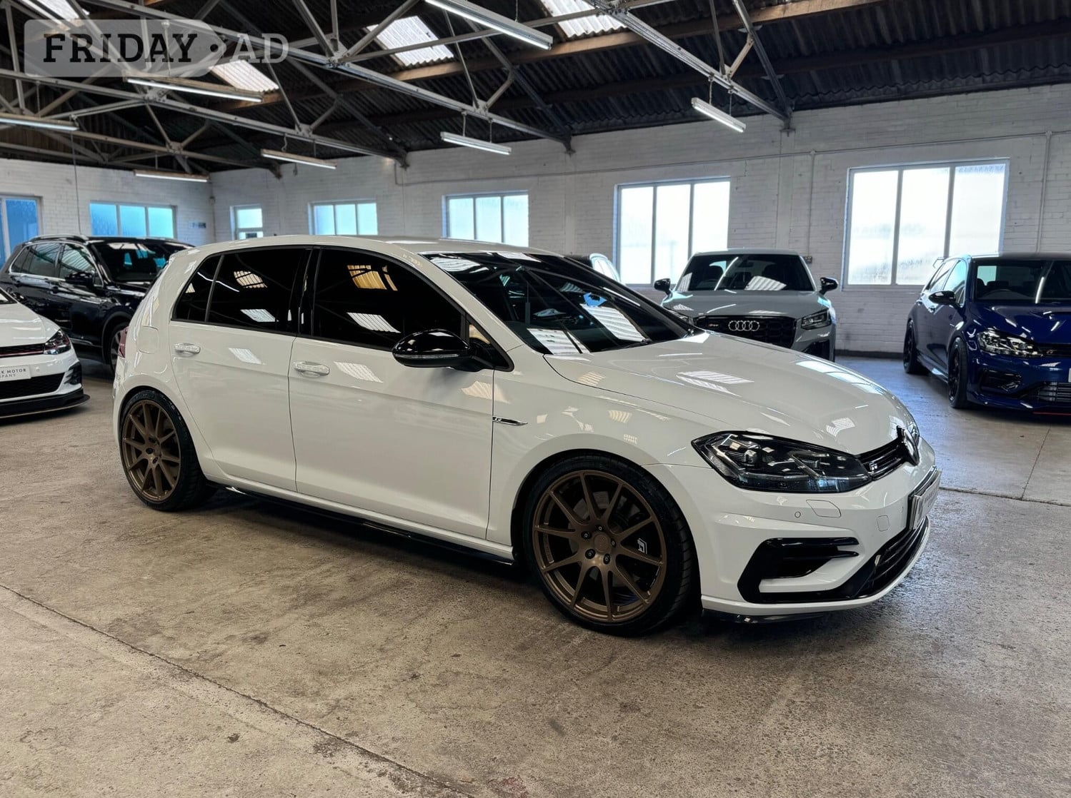 Volkswagen Golf 2017 - Cars in Warwick