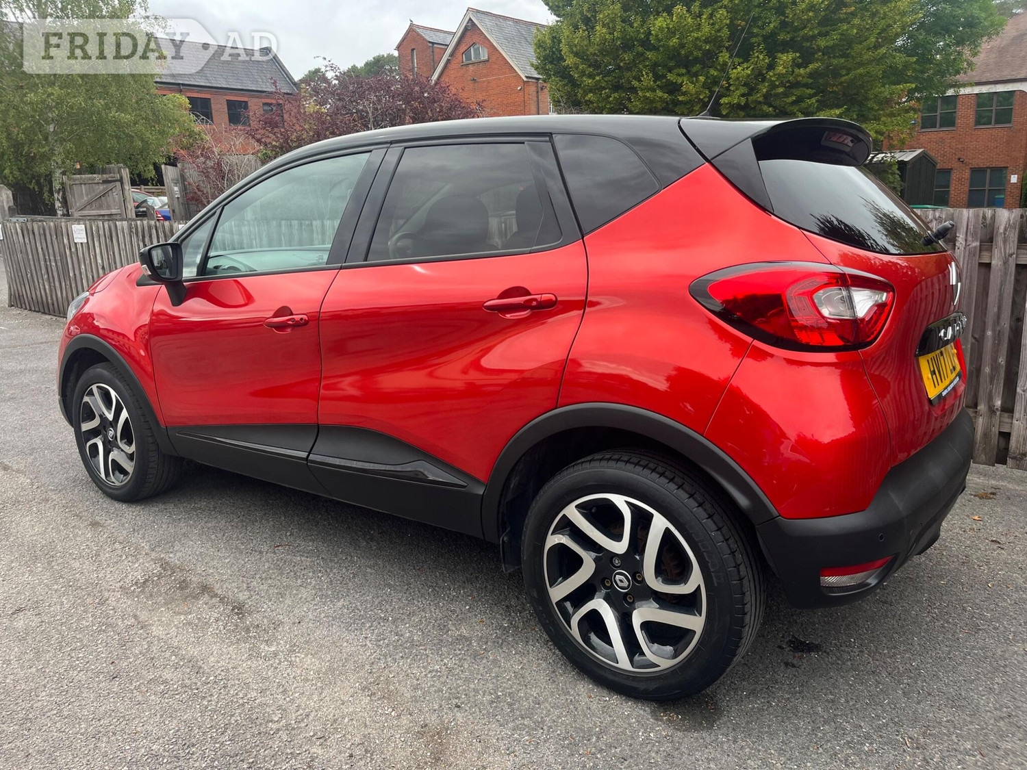 [ berth ]Renault Captur