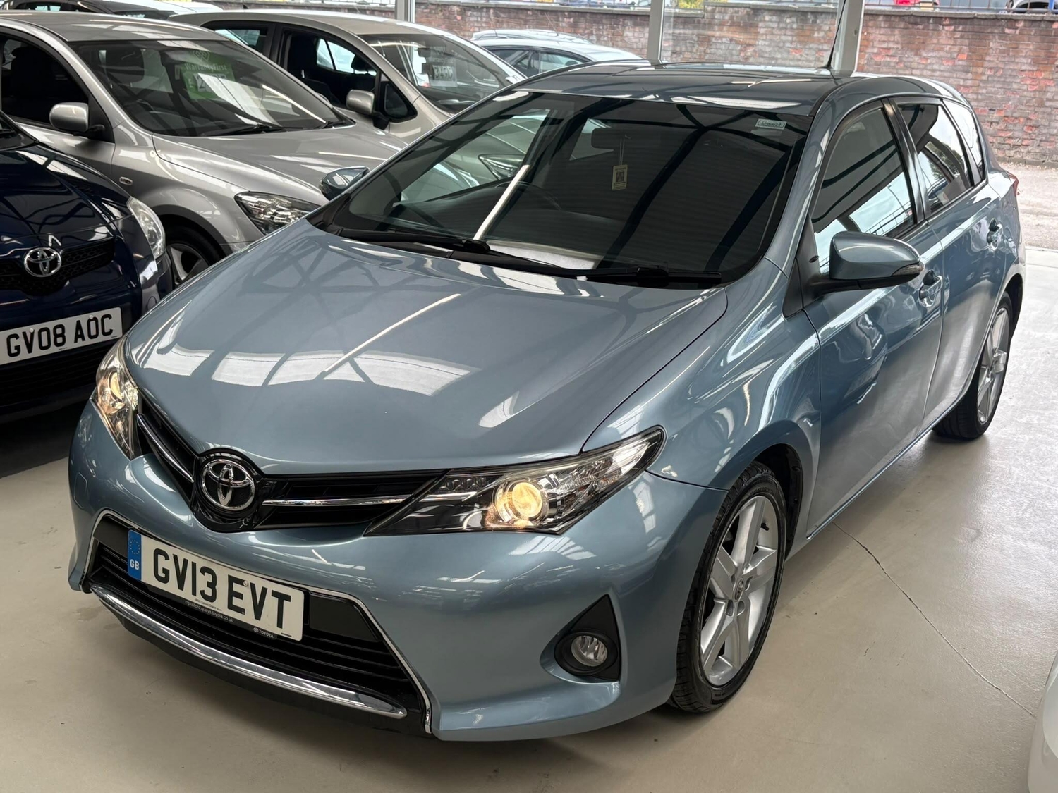 Toyota Auris Bolton