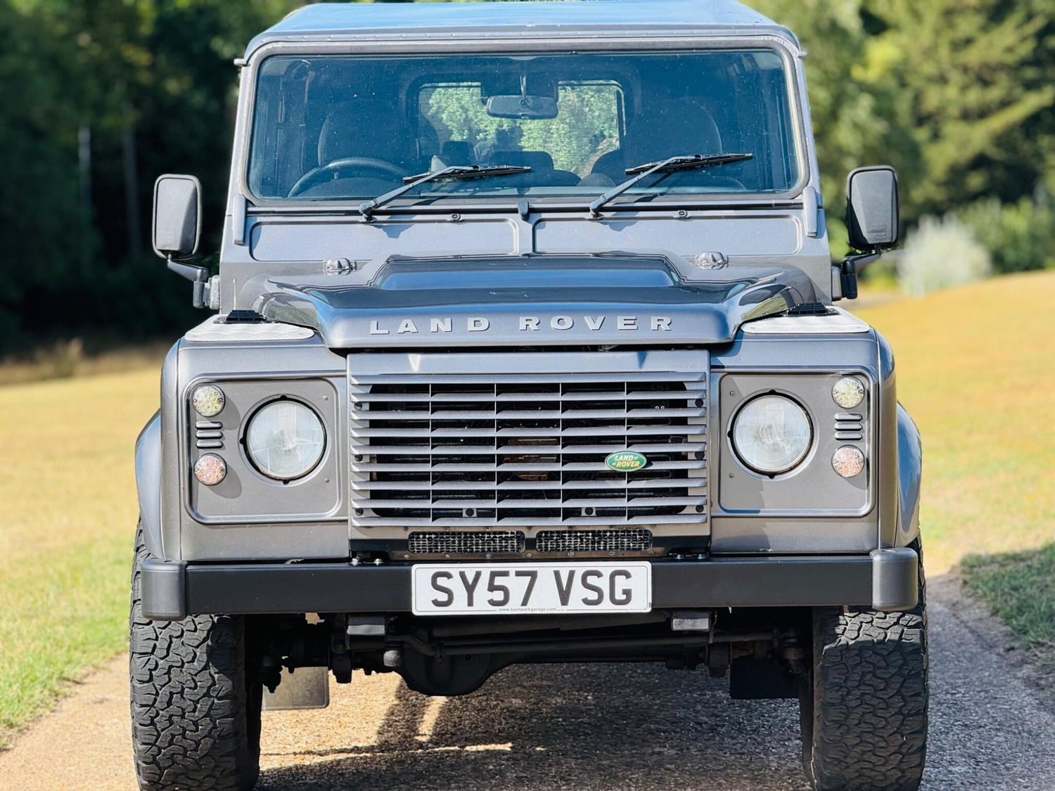 [ berth ]Land Rover Defender 110