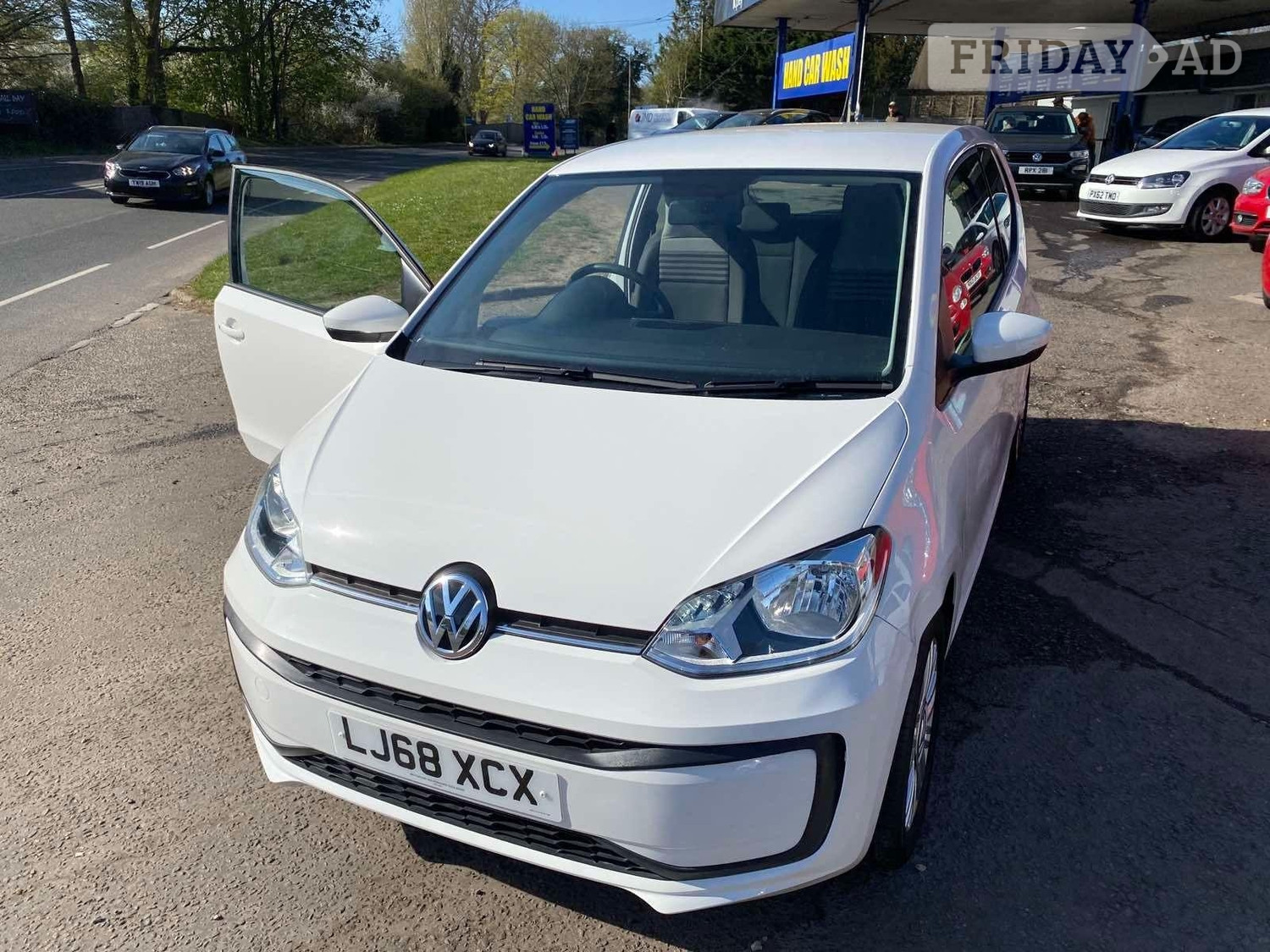 Volkswagen UP! 2018 - Cars