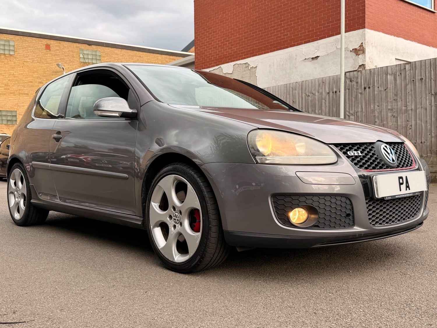[ berth ]Volkswagen Golf
