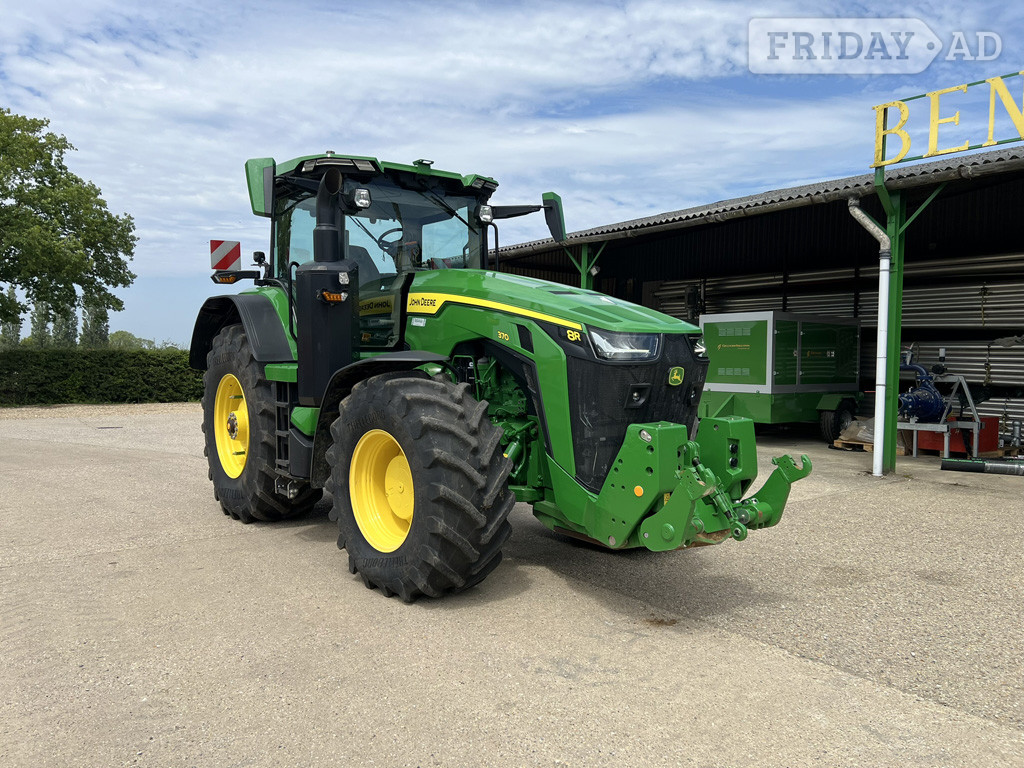 [ berth ]John Deere 8R 370