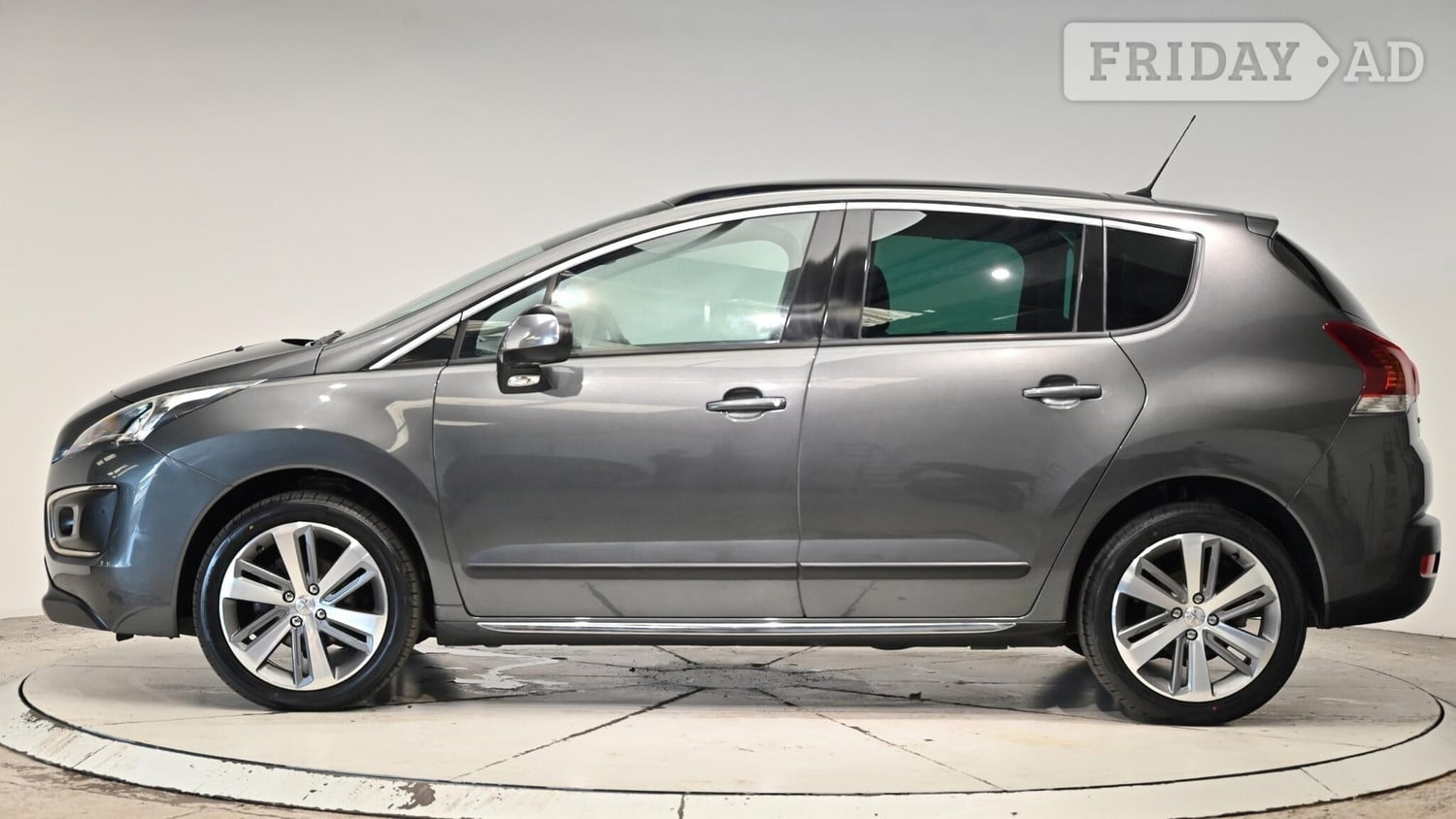 [ berth ]Peugeot 3008