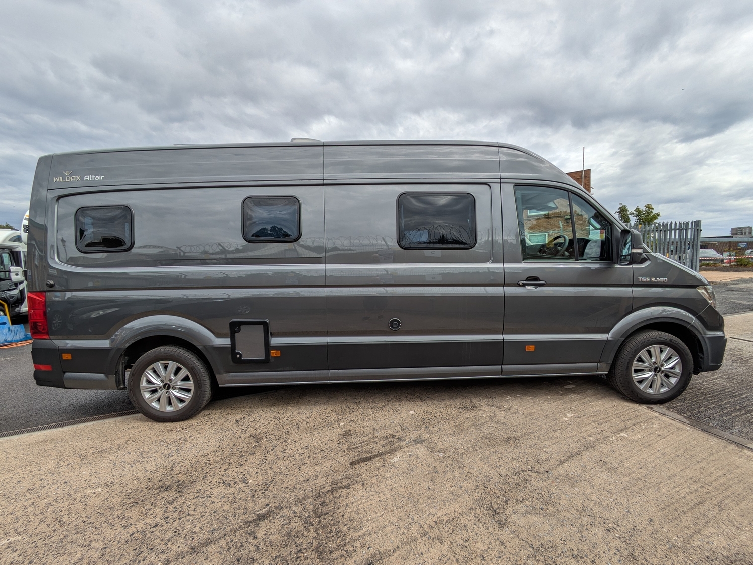 Wildax Altair RL Bracknell