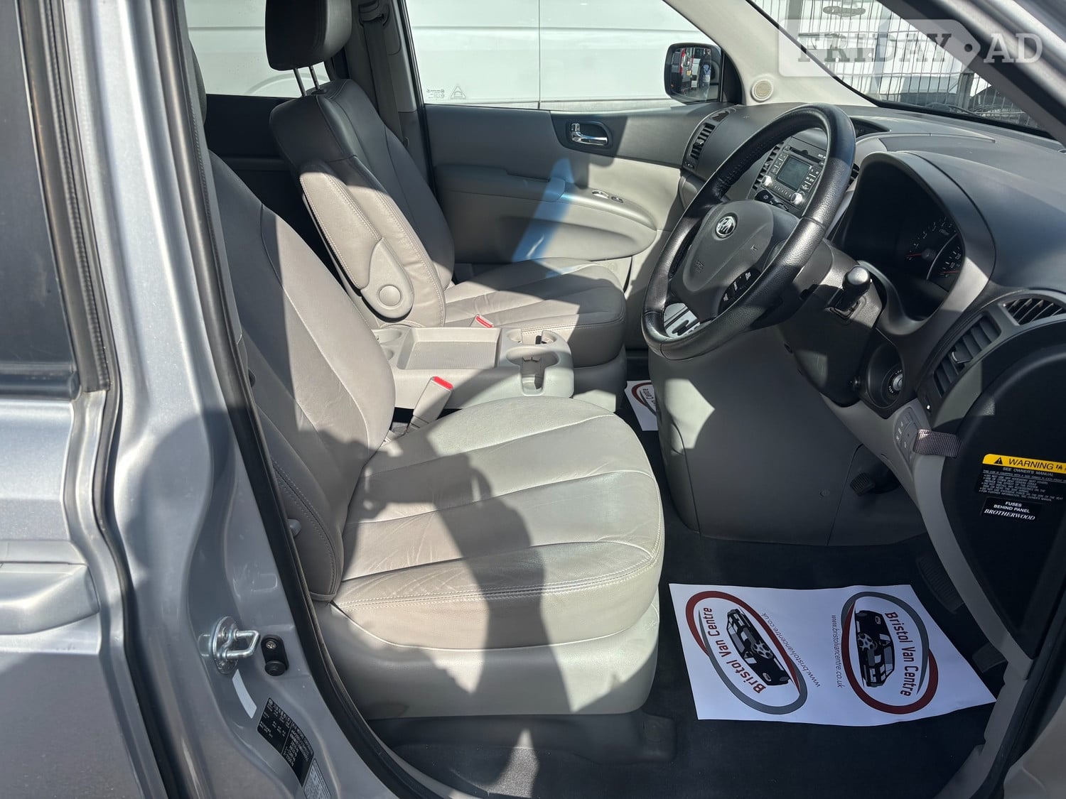 [ berth ]Kia Sedona