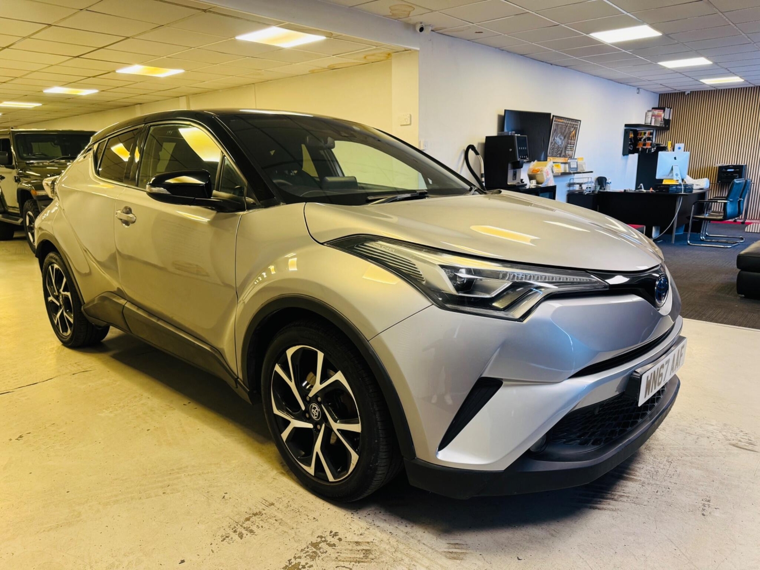 [ berth ]Toyota C-HR