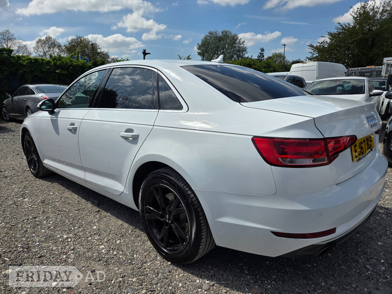 Audi A4 2017 - Cars