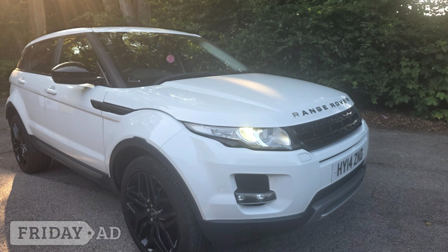 [ berth ]Land Rover Range Rover Evoque