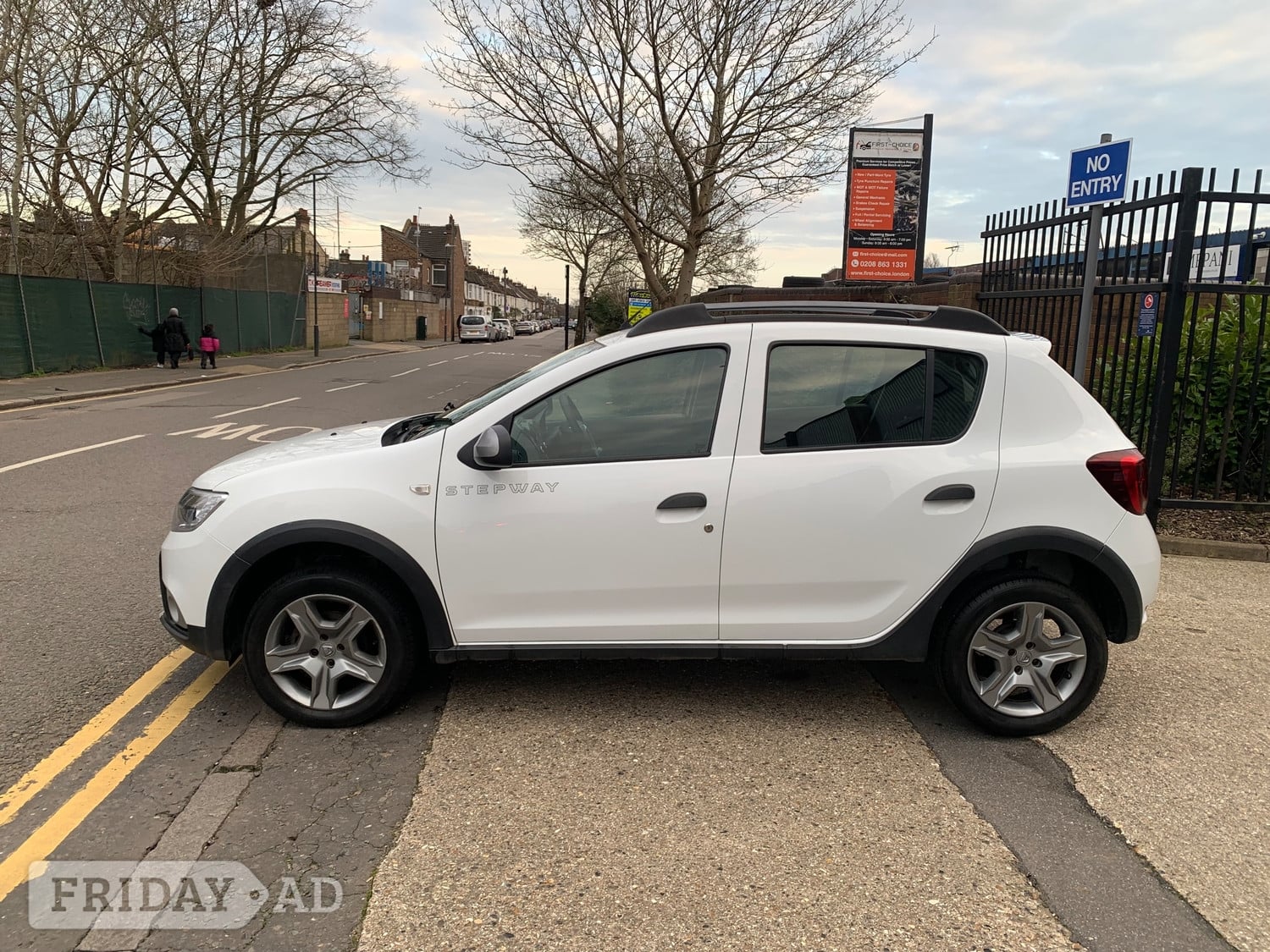 [ berth ]Dacia Sandero Stepway