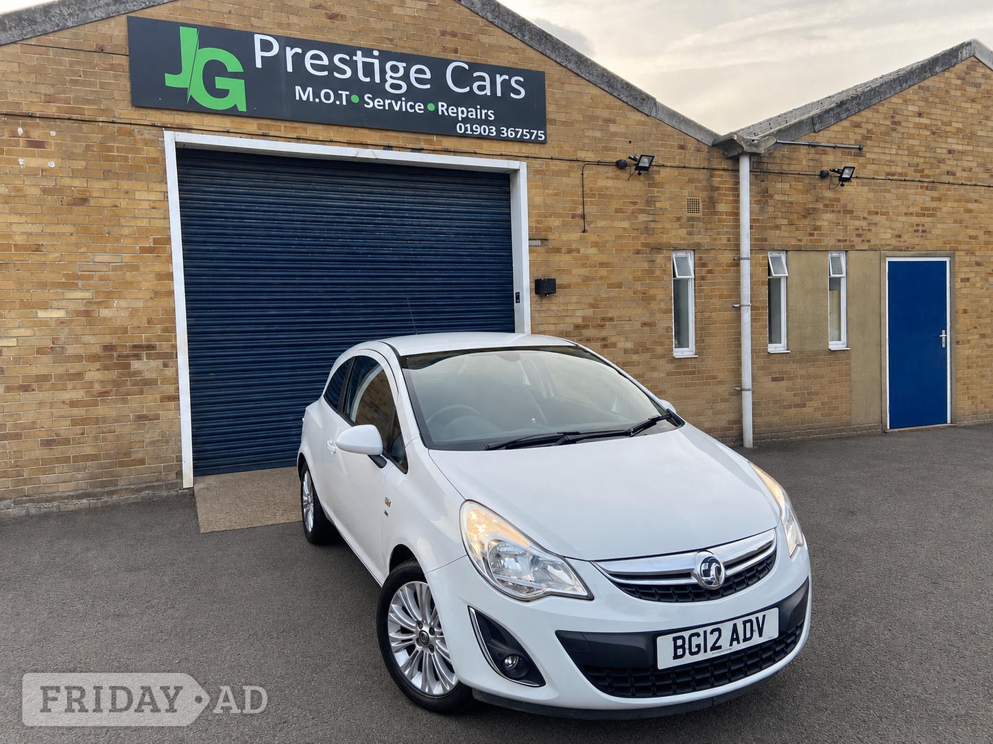 Vauxhall Corsa 2012 in Worthing