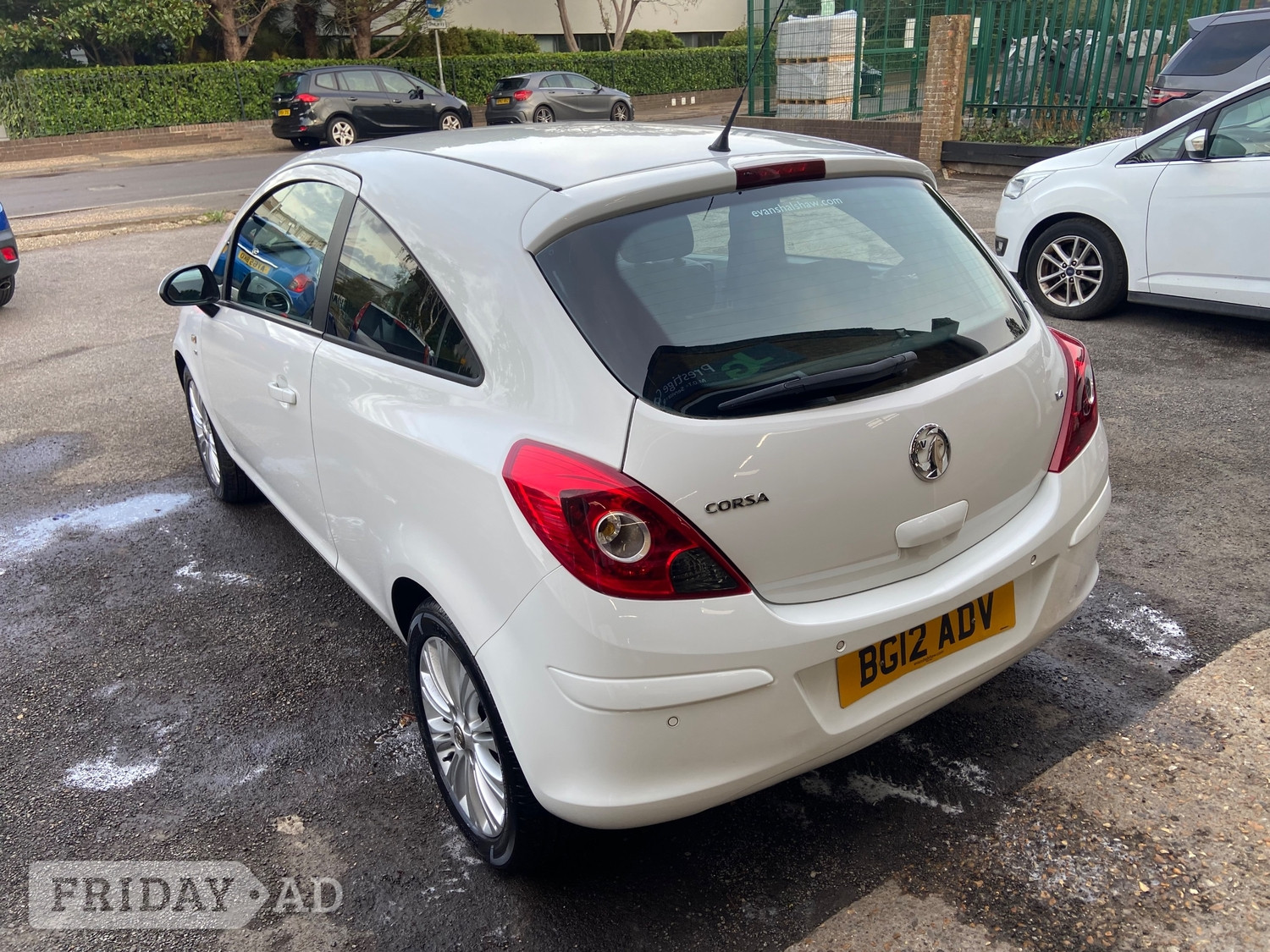 Vauxhall Corsa 2012 - Cars