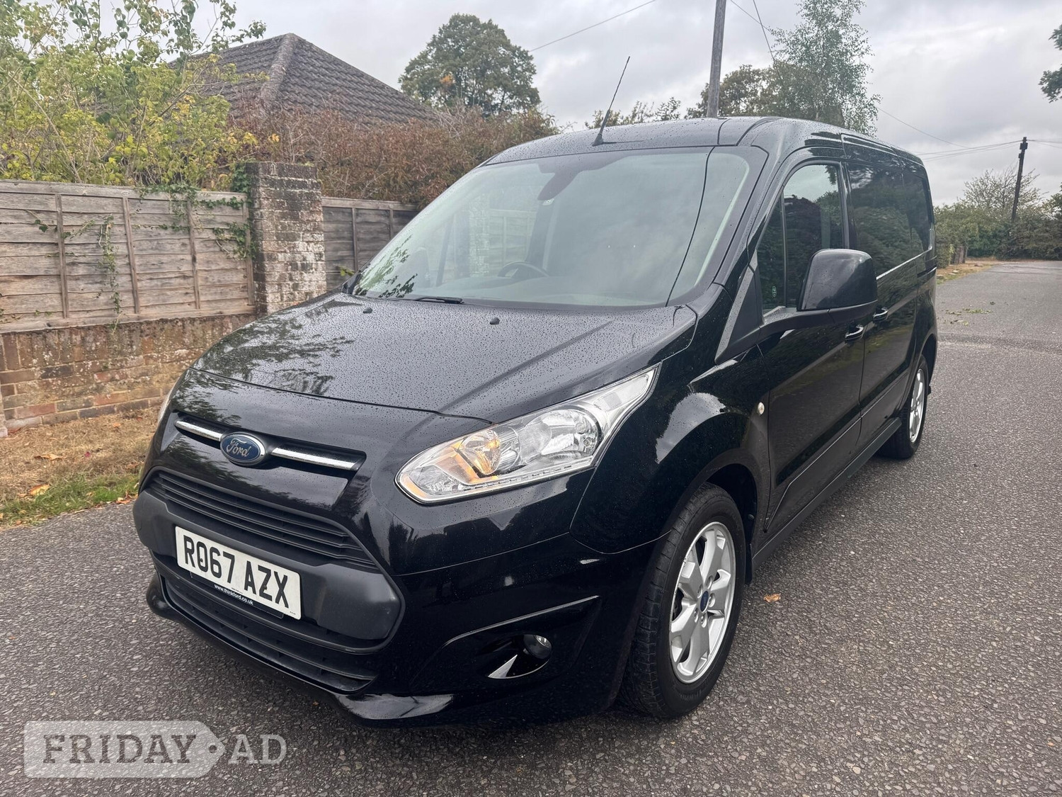 Ford Transit Connect 2017 in High Wycombe