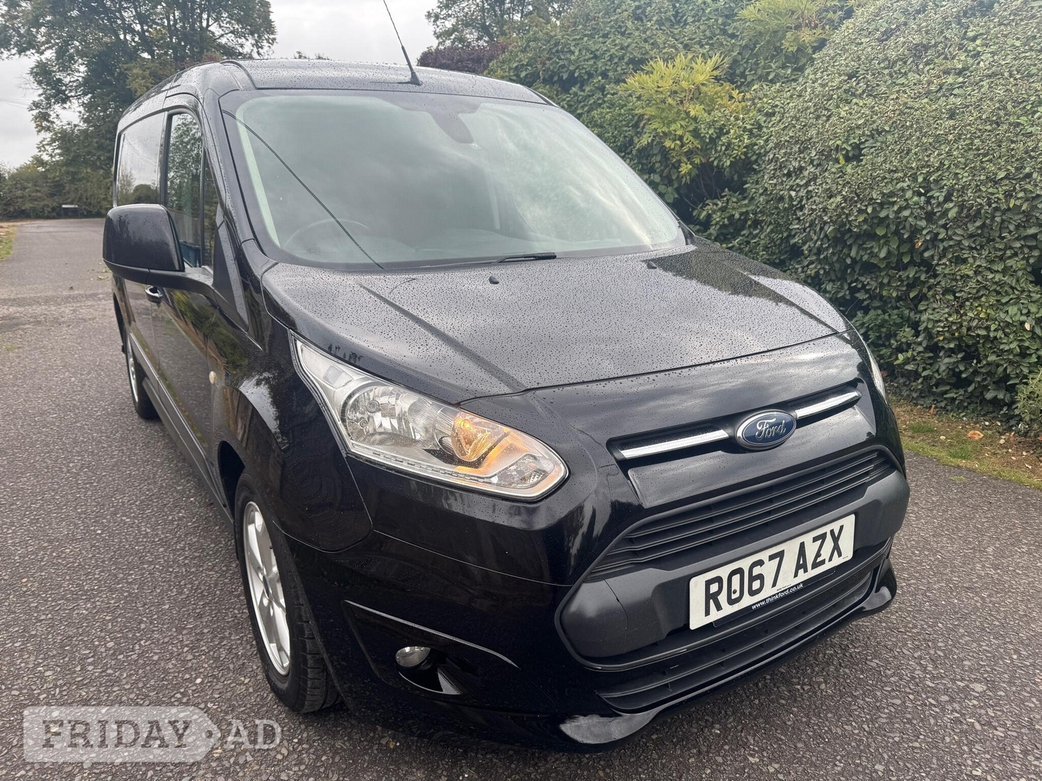[ berth ]Ford Transit Connect