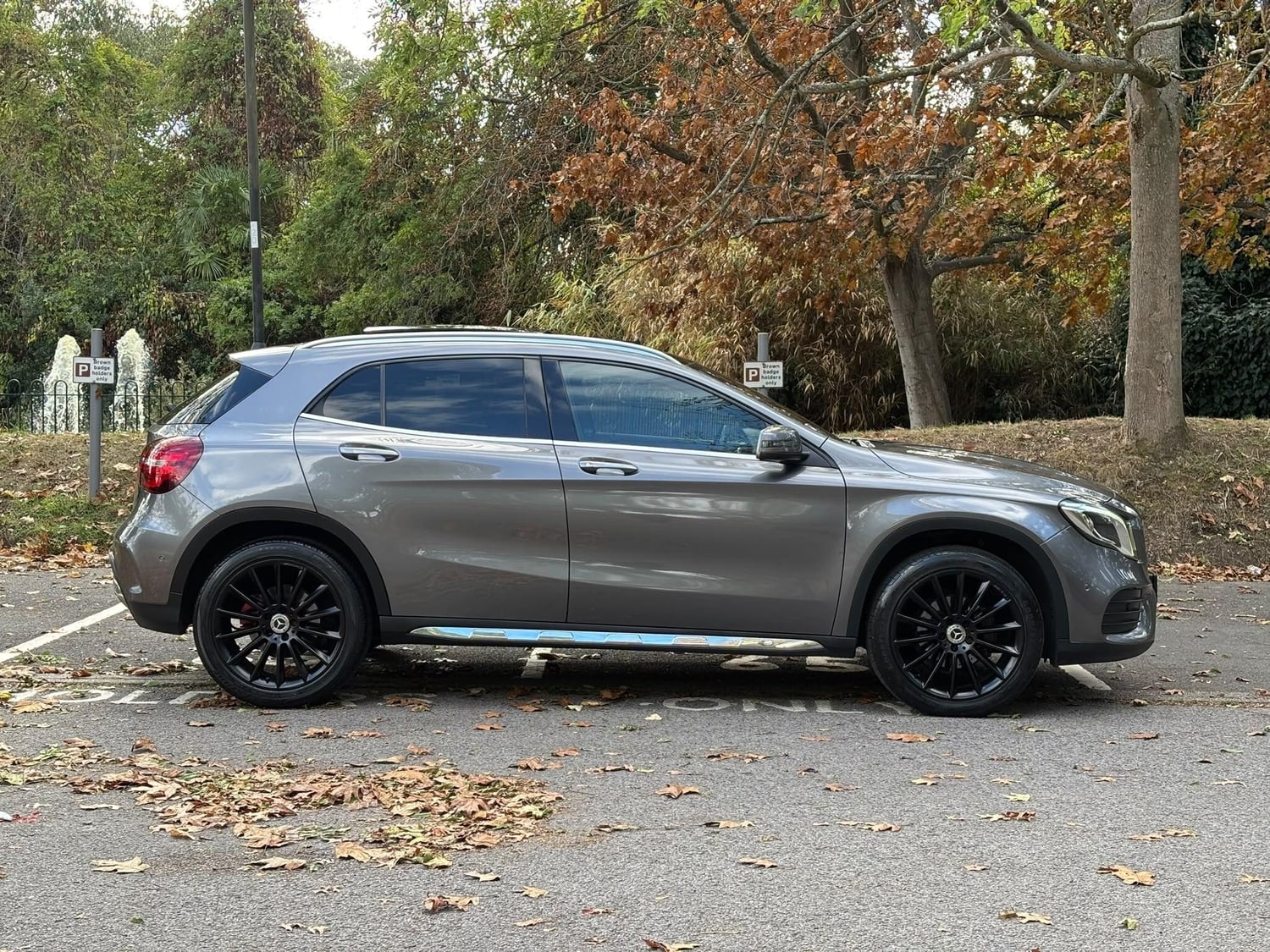 [ berth ]Mercedes-Benz GLA