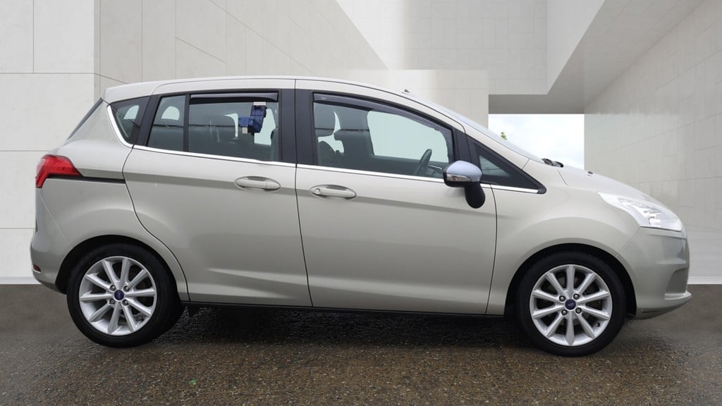 [ berth ]Ford B-MAX