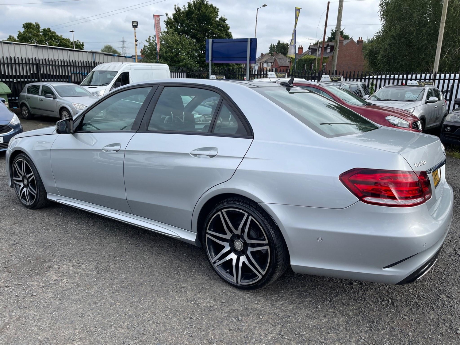 Mercedes-Benz E Class 2015 - Cars