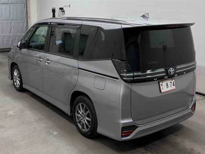 Toyota Voxy Birmingham