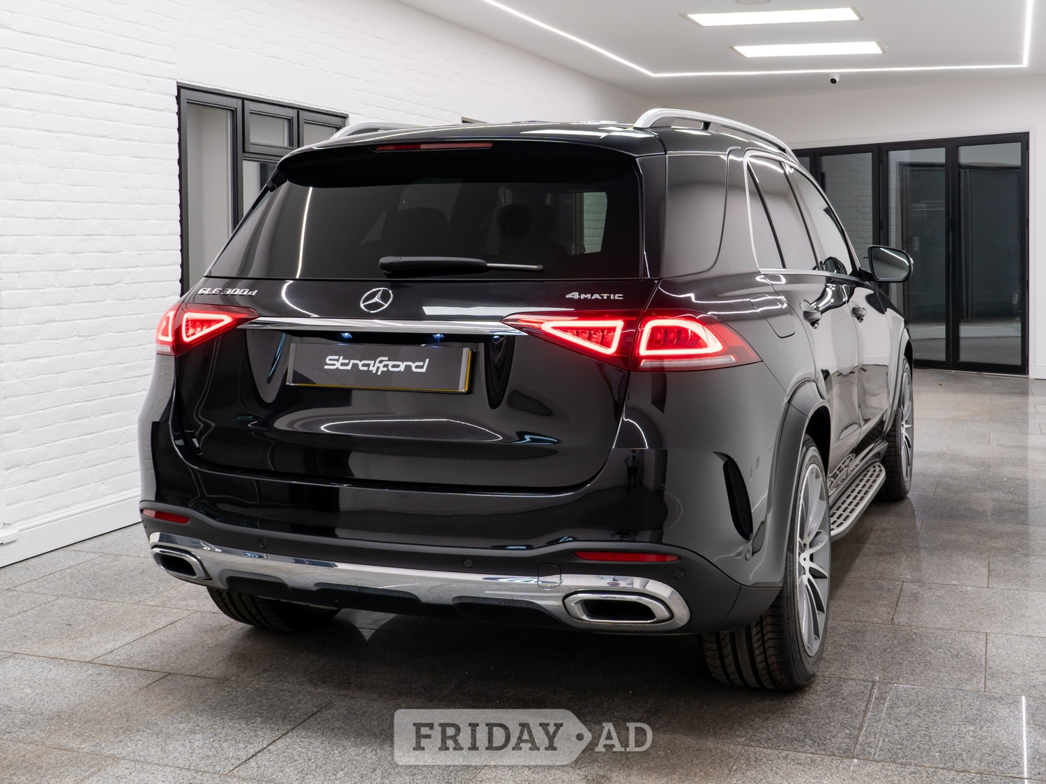 [ berth ]Mercedes-Benz GLE