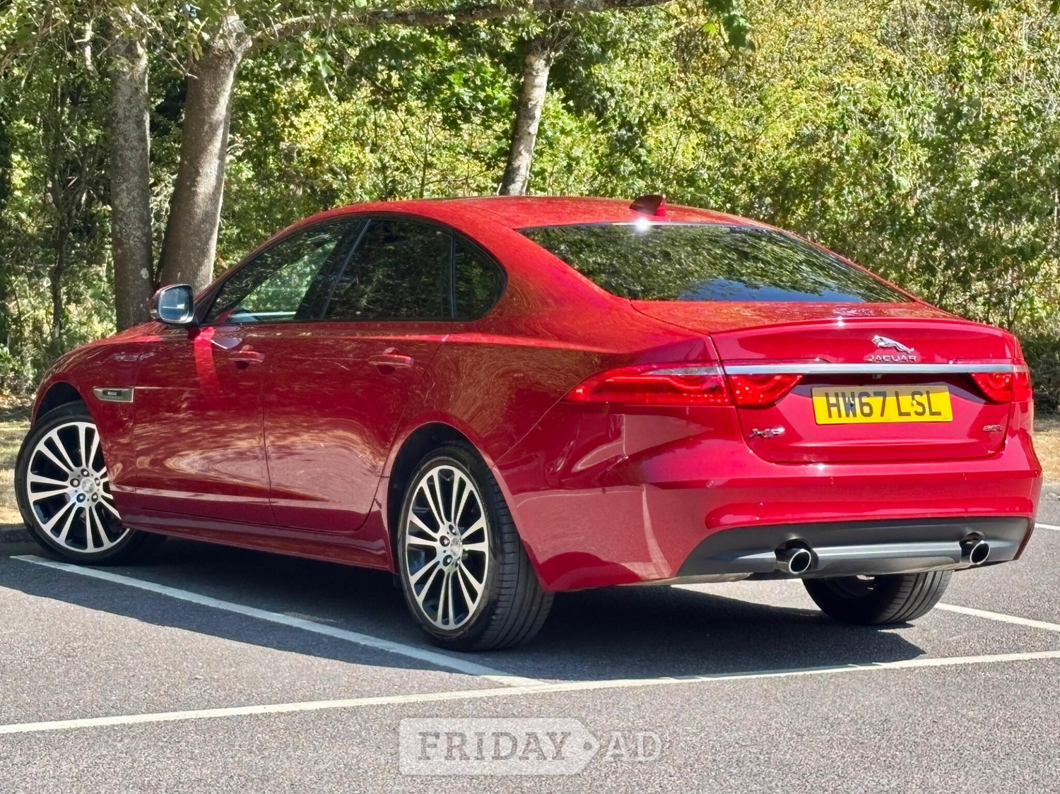 Jaguar XF 2017 - Cars in Farnham