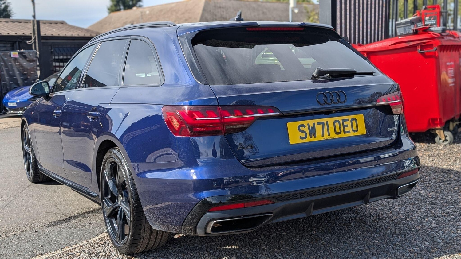 [ berth ]Audi A4 Avant
