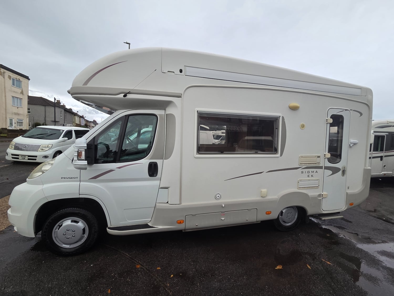 [ berth ]Auto-Sleepers Sigma EK Luton