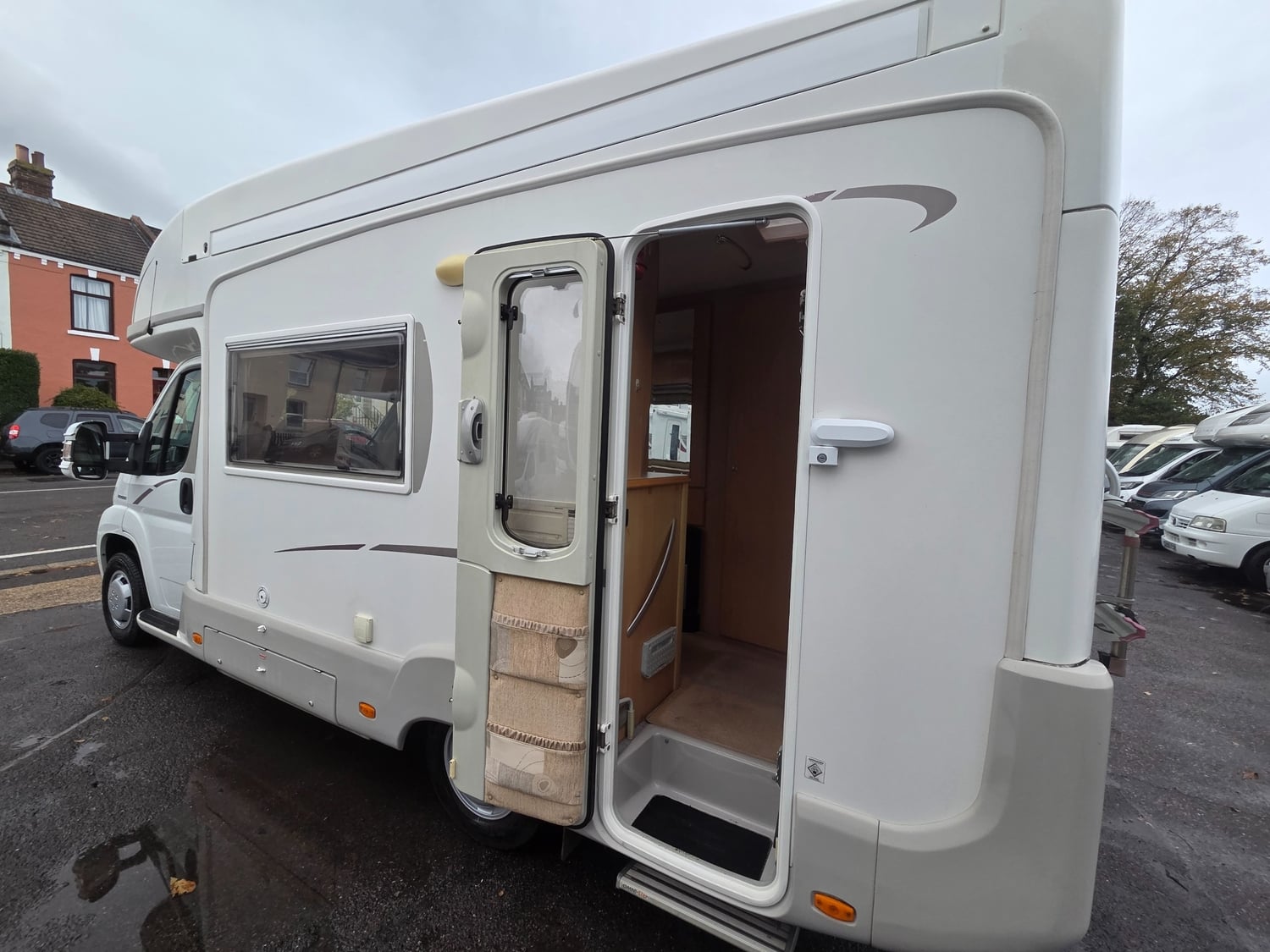 Auto-Sleepers Sigma EK Luton 2008 - Motorhomes & Caravans