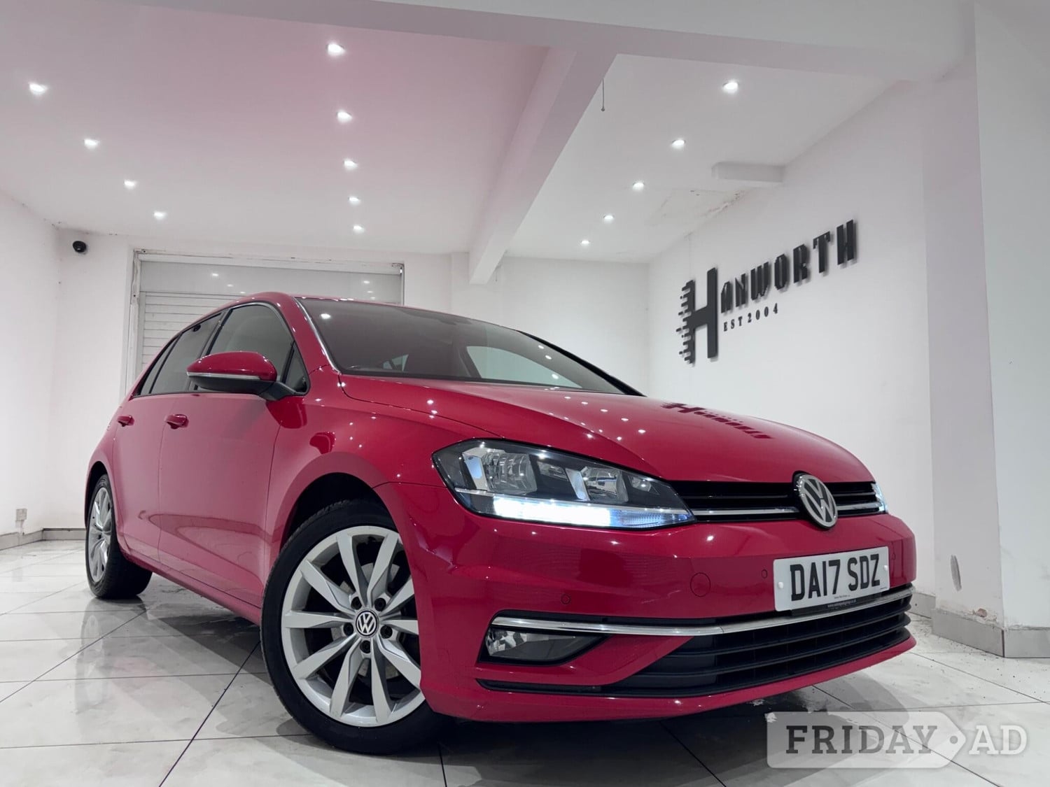 Volkswagen Golf 2017 in Hounslow