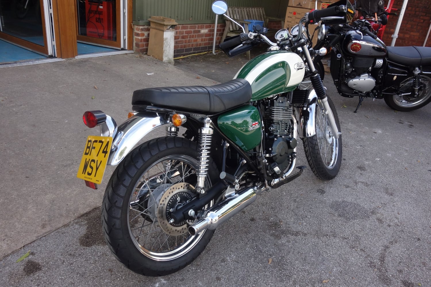 [ berth ]Mash Motorcycles 
