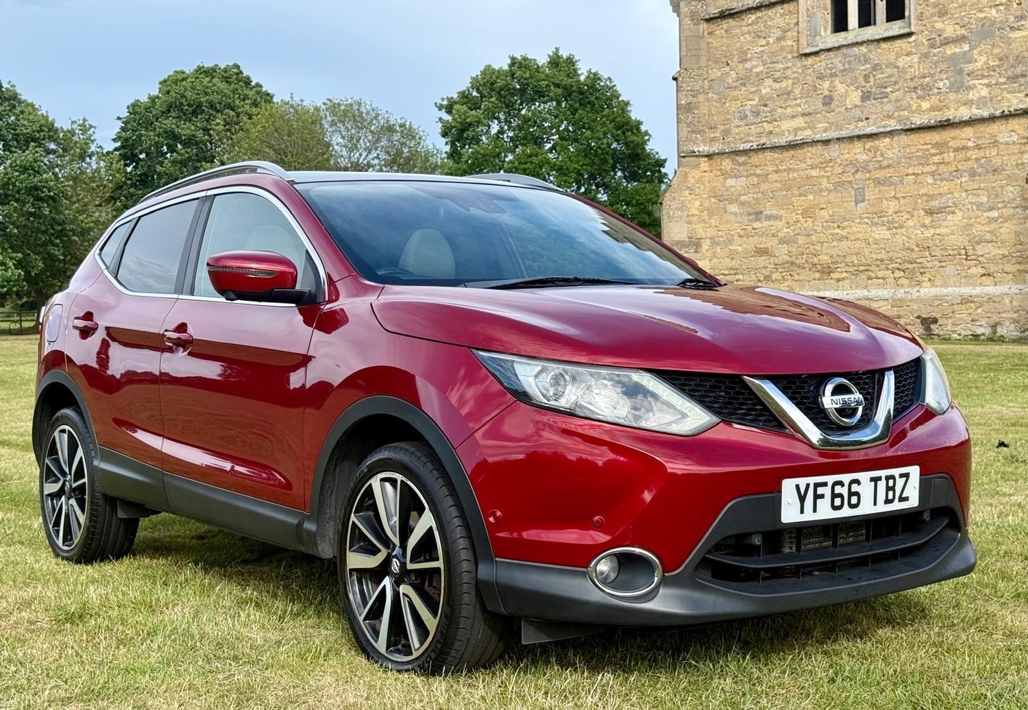 Nissan Qashqai 2016 - Cars