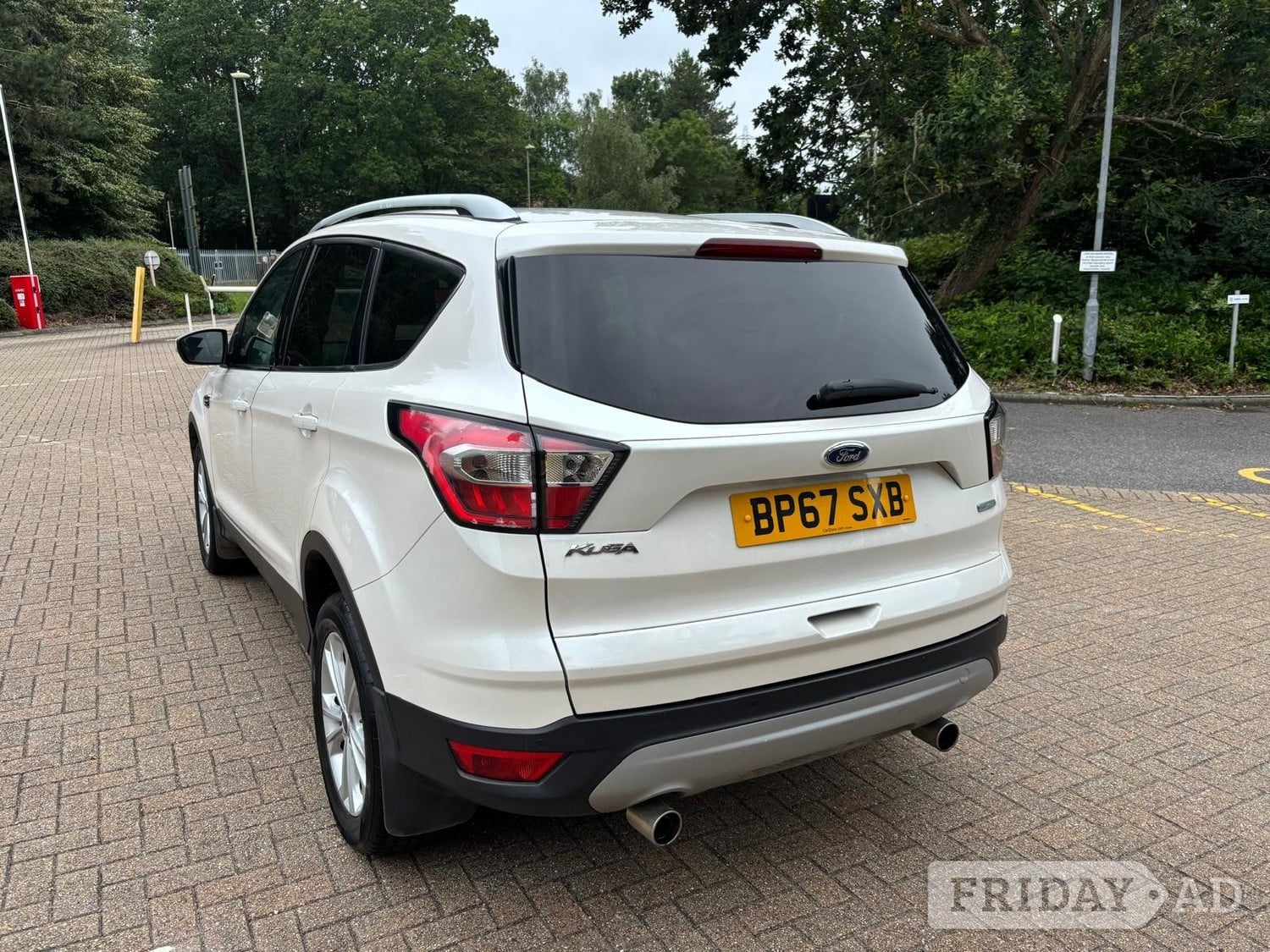 [ berth ]Ford Kuga