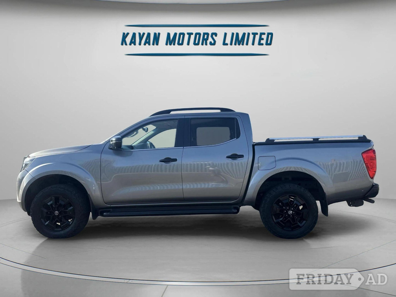 Nissan Navara 2020 - Vans & Commercial Vehicles