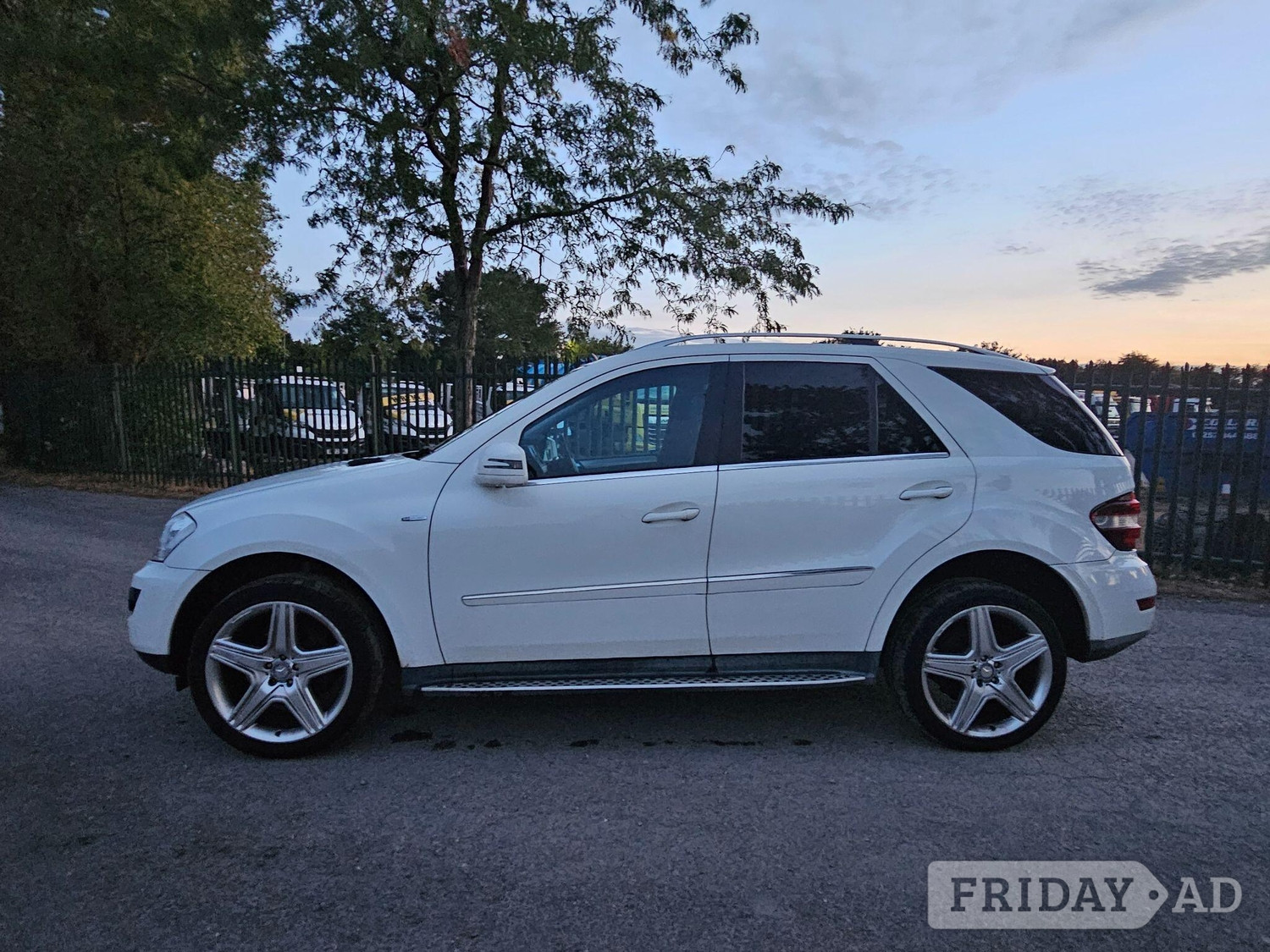 Mercedes-Benz M Class 2010 - Cars