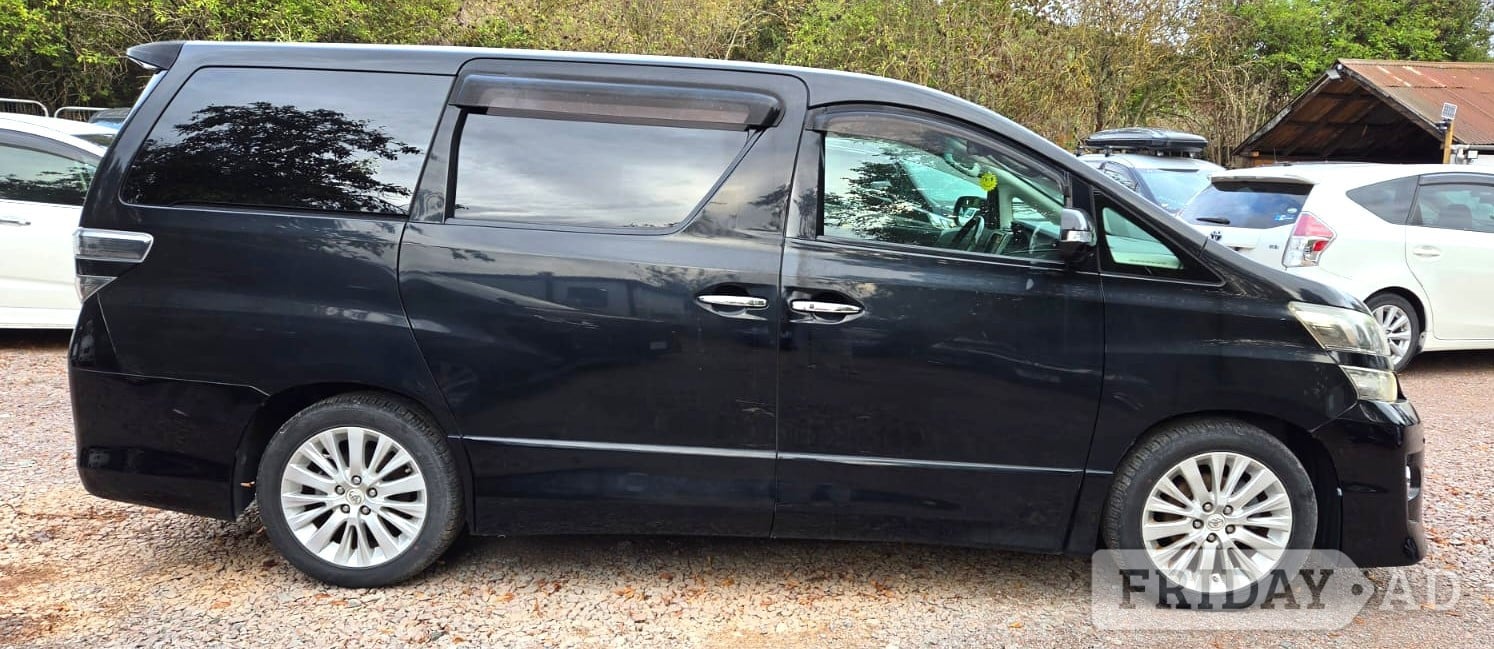 [ berth ]Toyota Vellfire