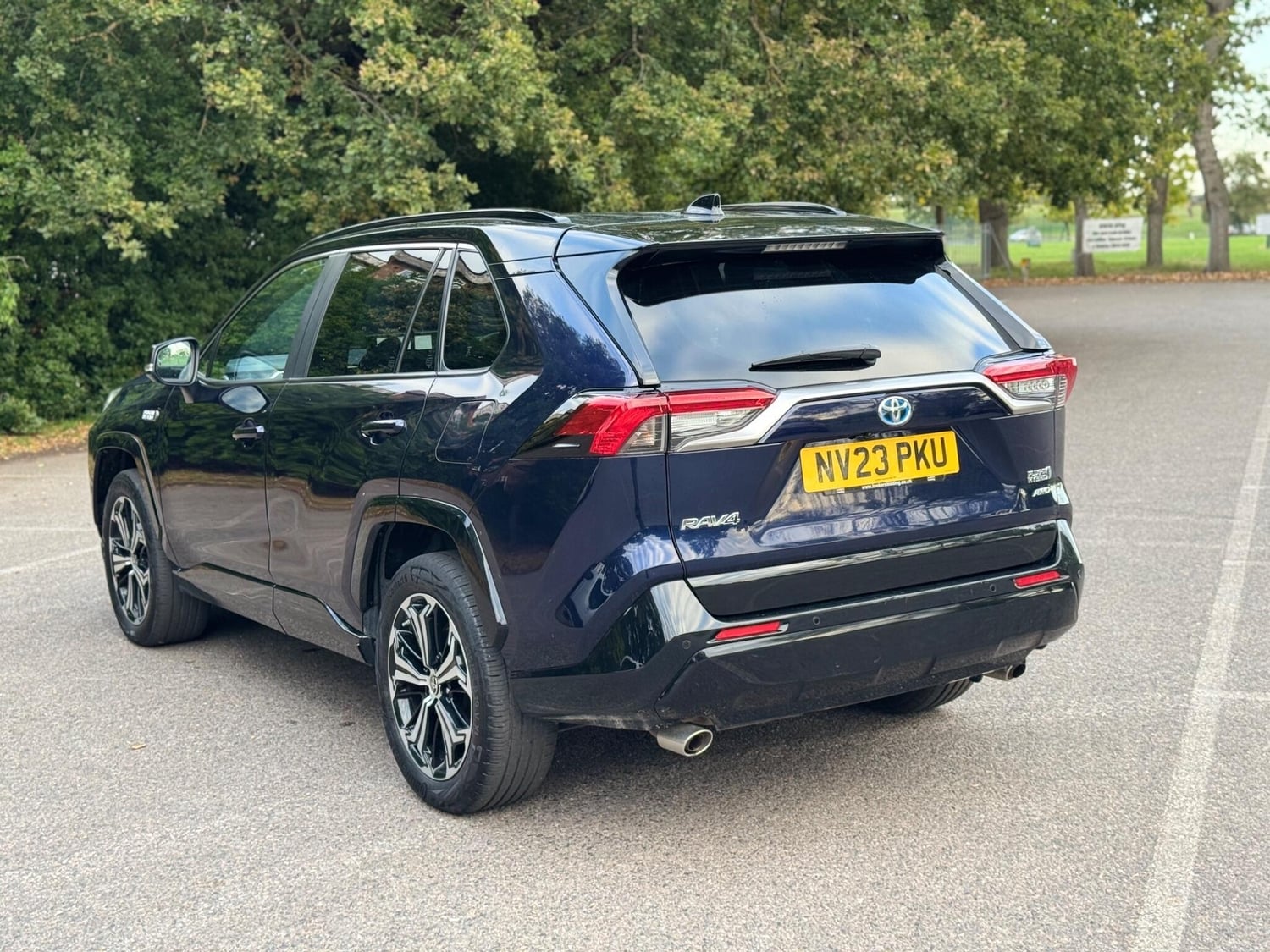 Toyota RAV4 2023 - Cars in Romford