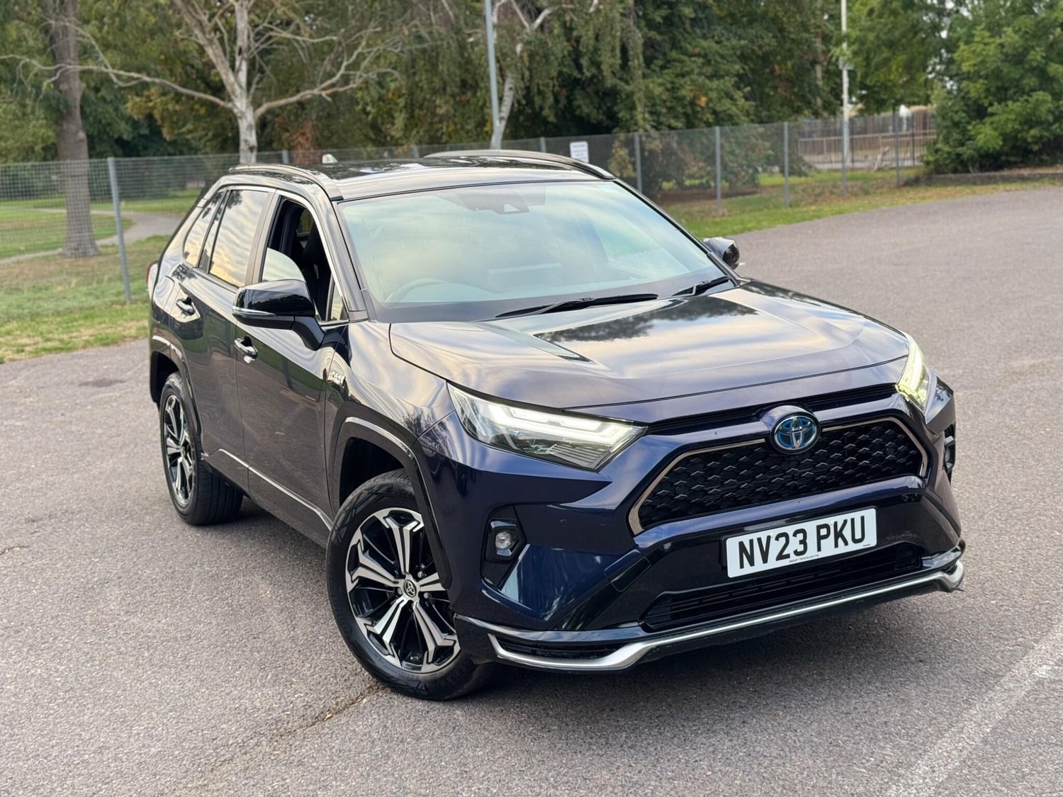 Toyota RAV4 2023 - Cars