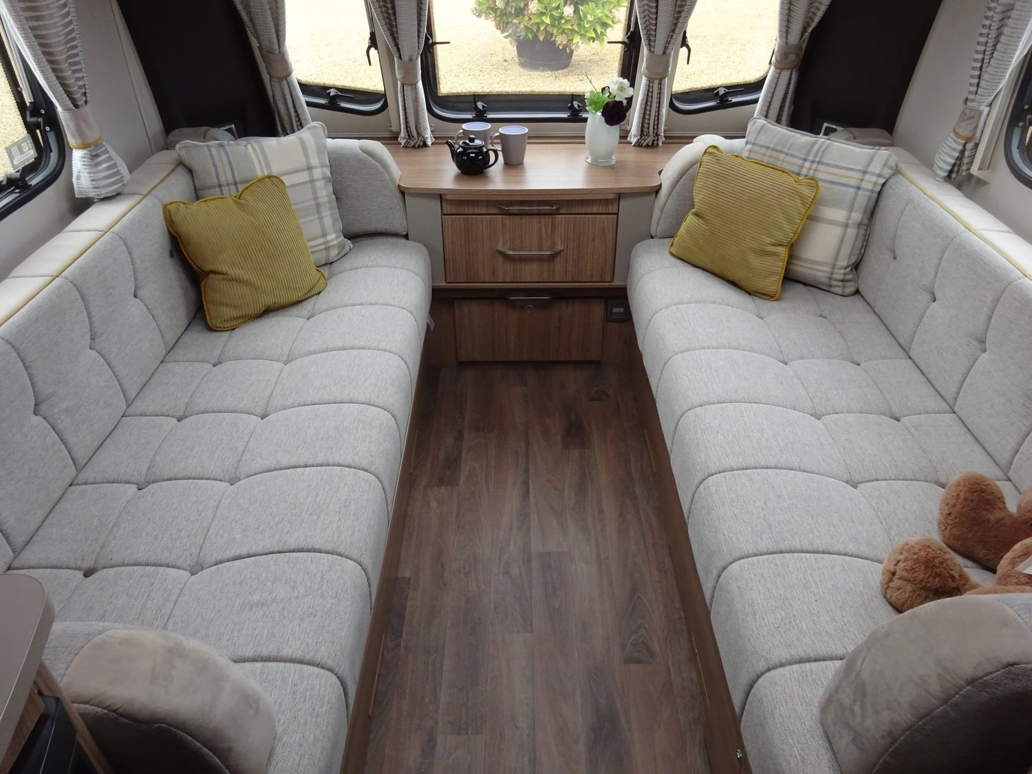 Coachman VIP 2019 - Motorhomes & Caravans
